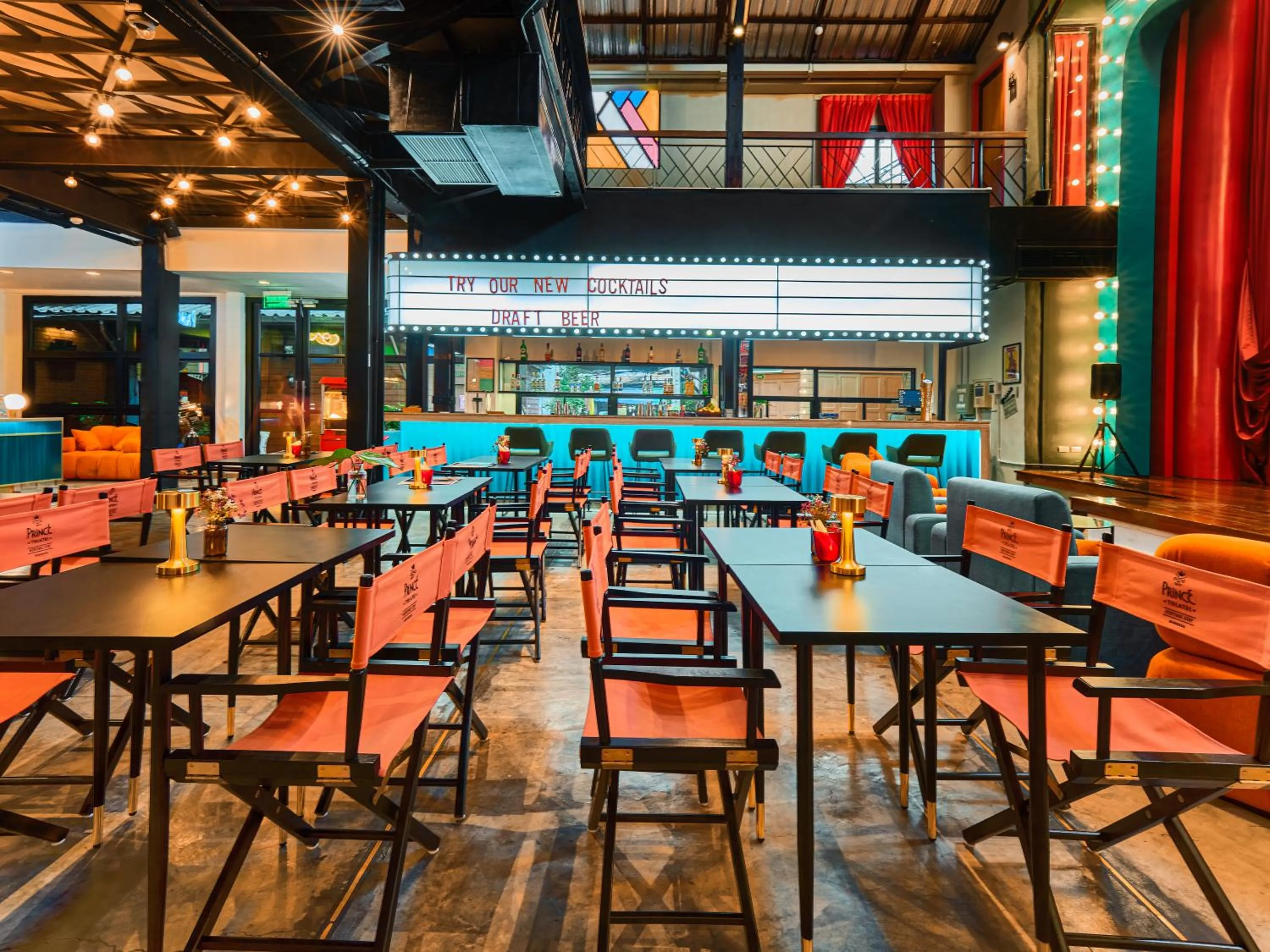 Restaurant/places to eat in Prince Theatre Heritage Stay Hostel - Silom