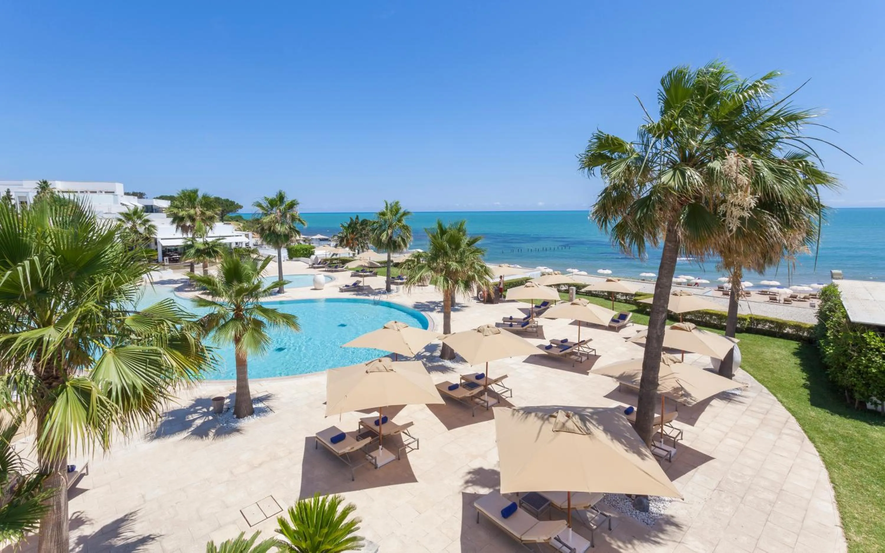 Area and facilities in Mövenpick Hotel Gammarth Tunis