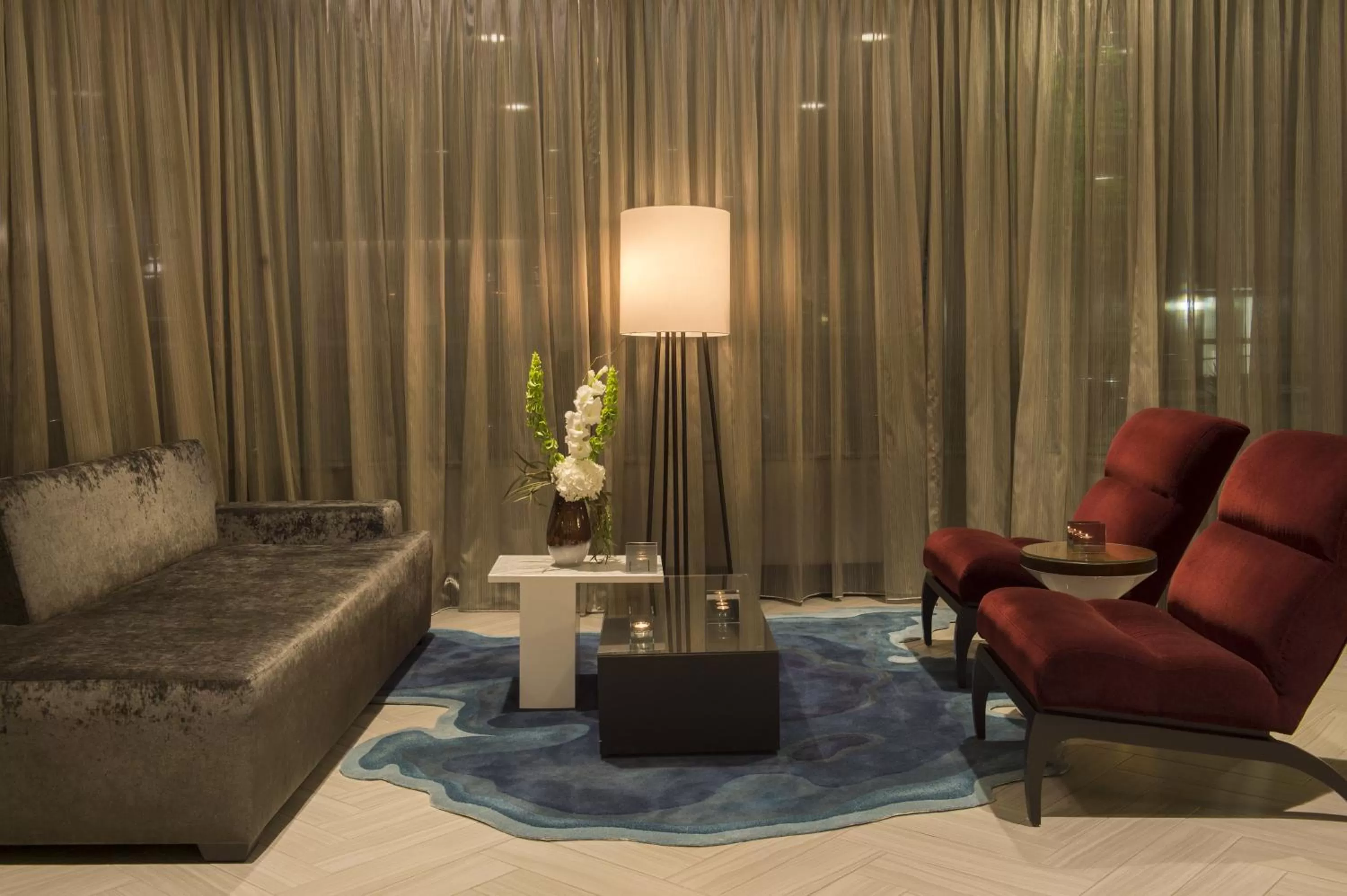 Living room in The Madison Concourse Hotel