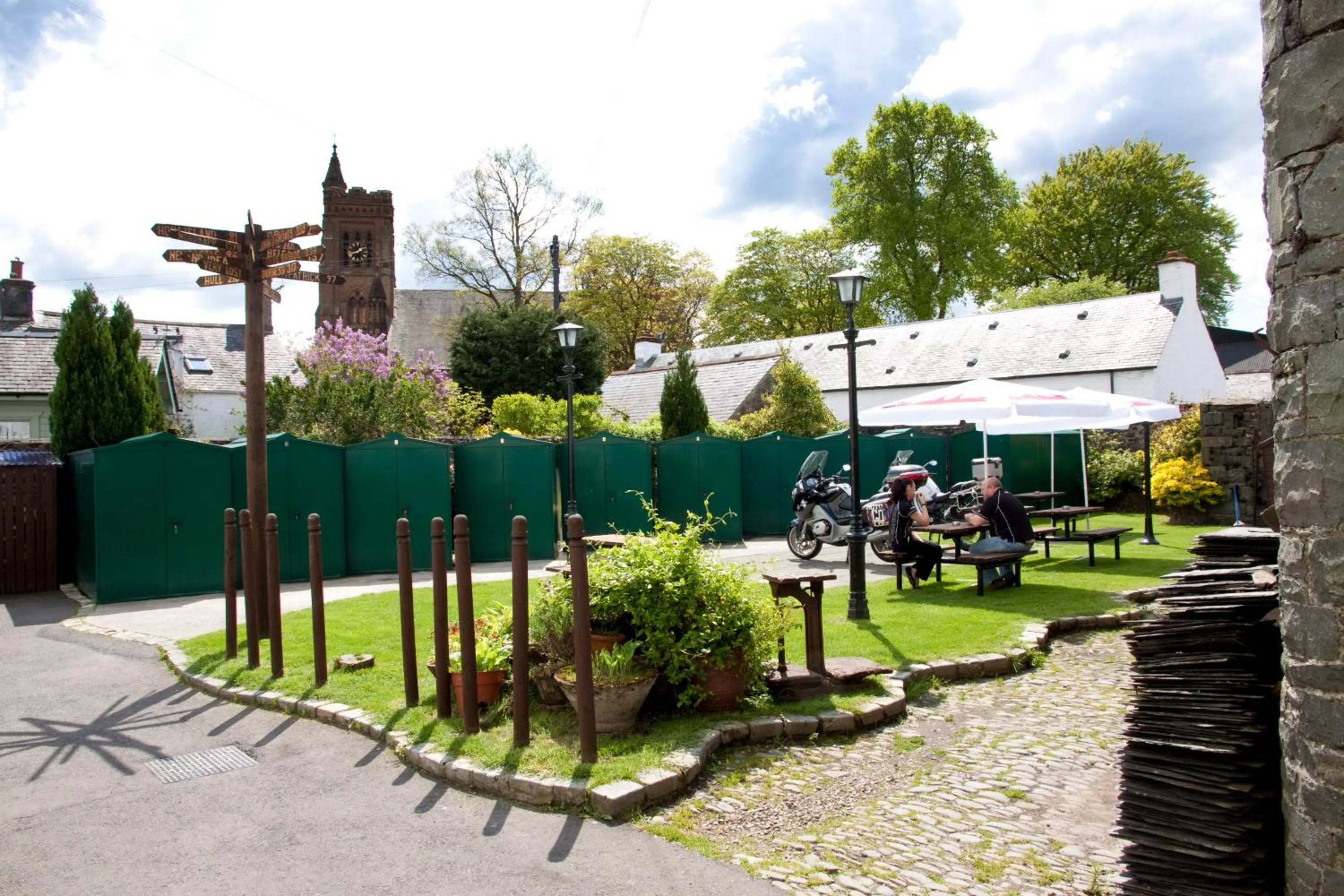 Garden in Buccleuch Arms Hotel