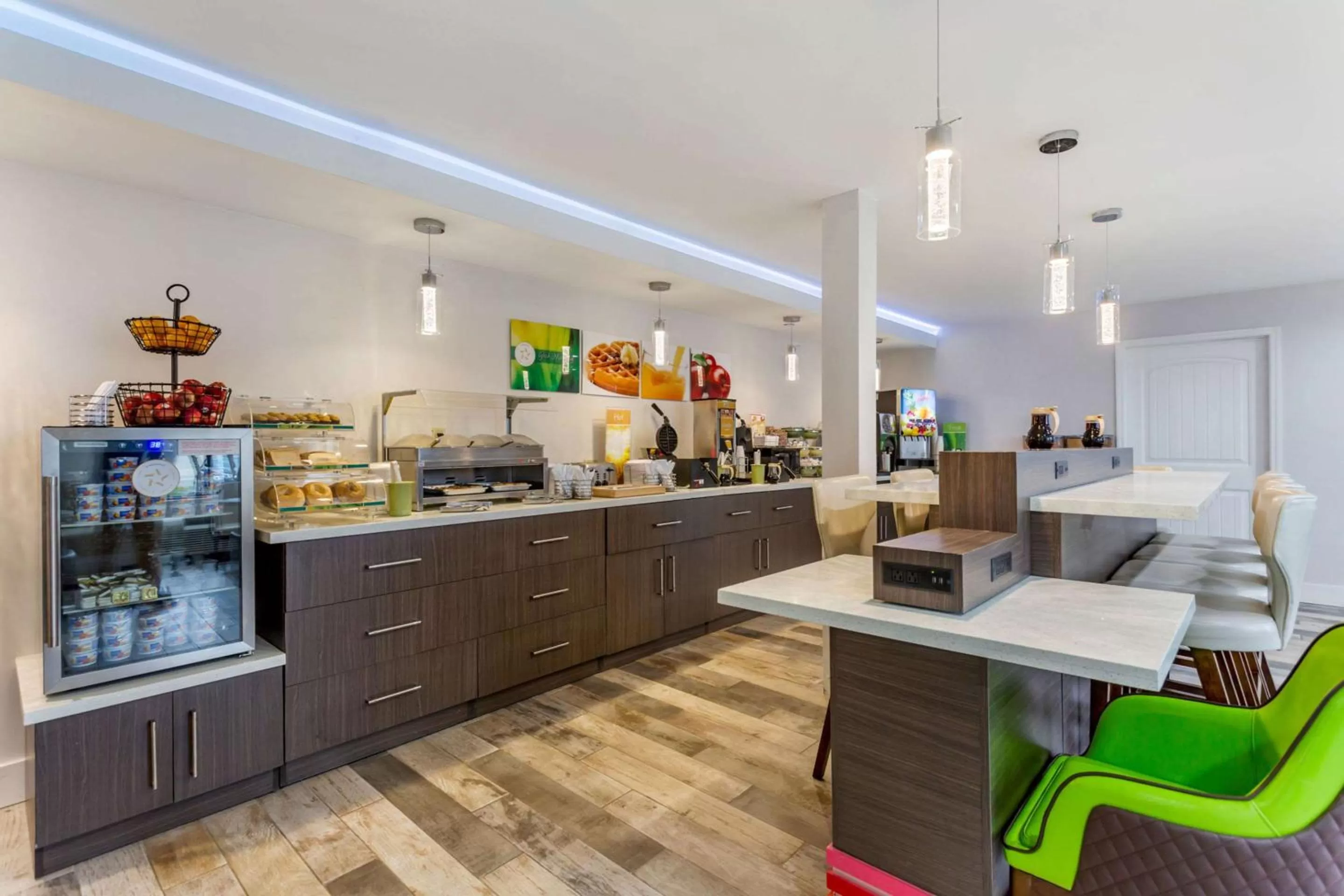 Restaurant/places to eat in Quality Inn Murfreesboro-University Area