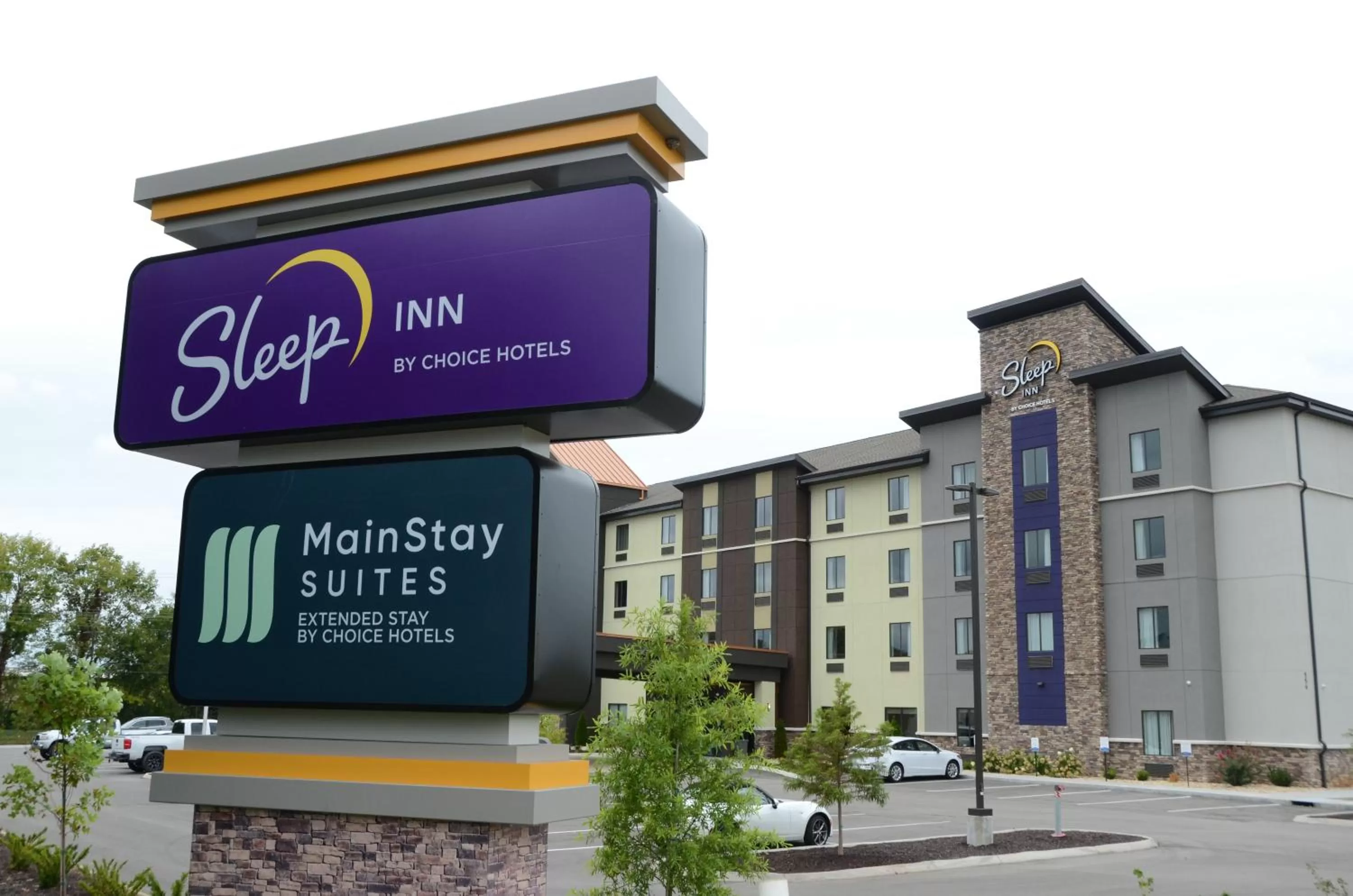 Property building in MainStay Suites Bowling Green North