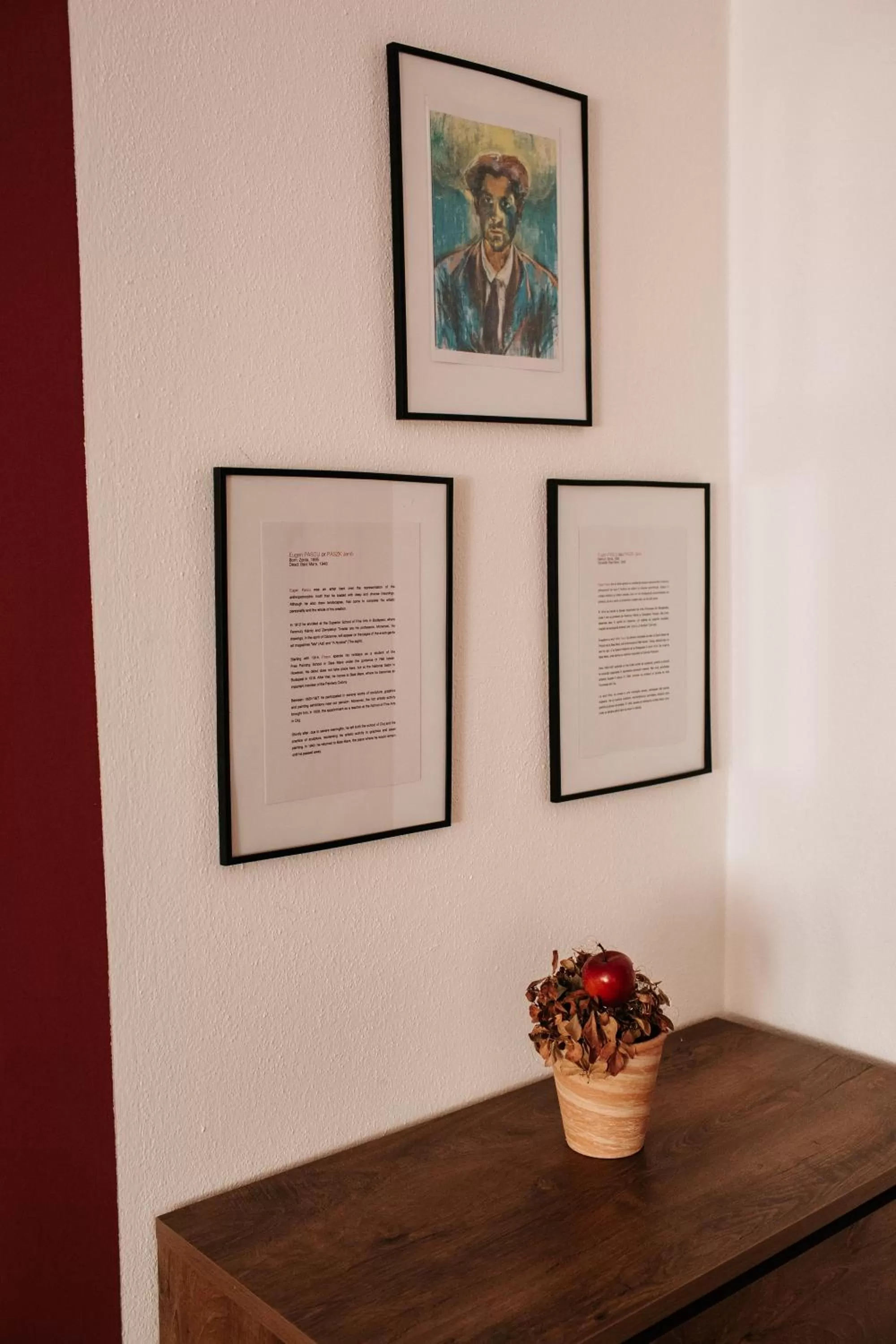 Decorative detail in Pensiunea Pictorilor