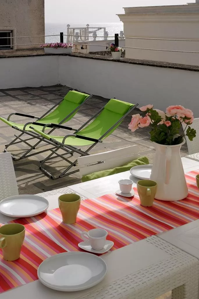 Two-Bedroom Apartment with Private Terrace and Sea View - Separate Building in Carpe Diem B&B e Case Vacanza