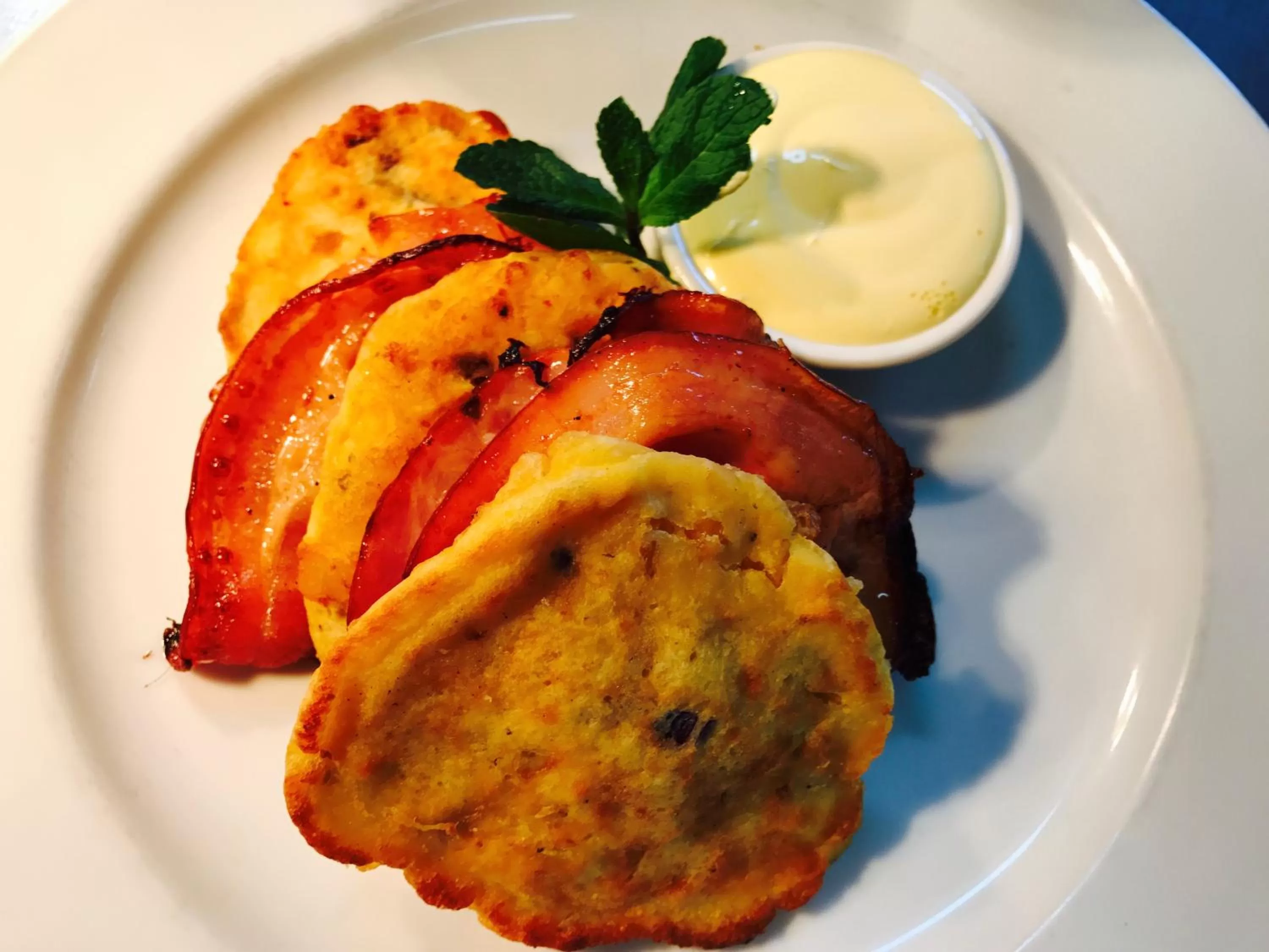 Restaurant/places to eat in The Nautilus