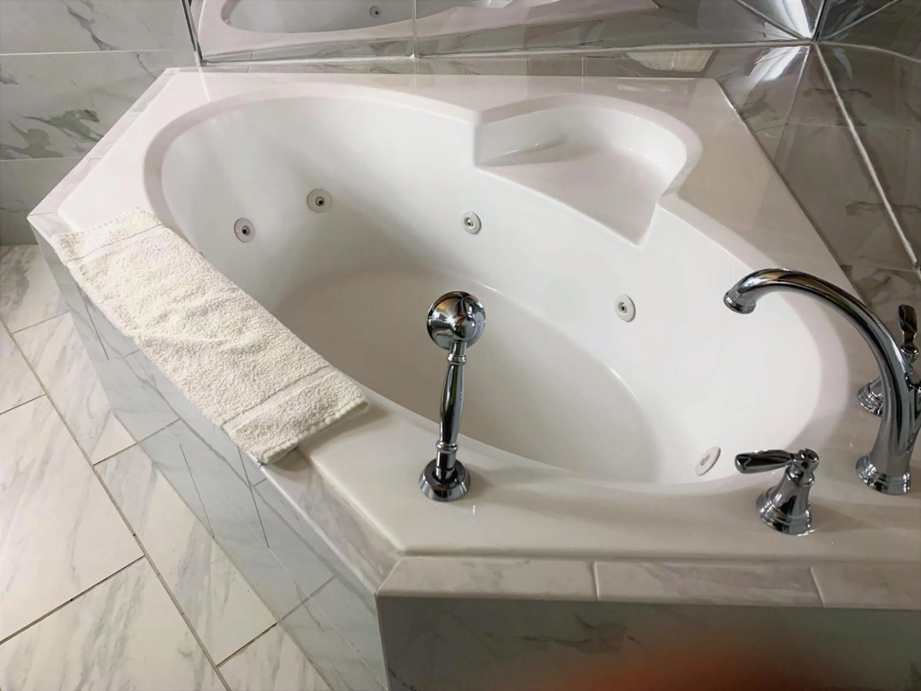 Bathroom in Wangshi China Palace