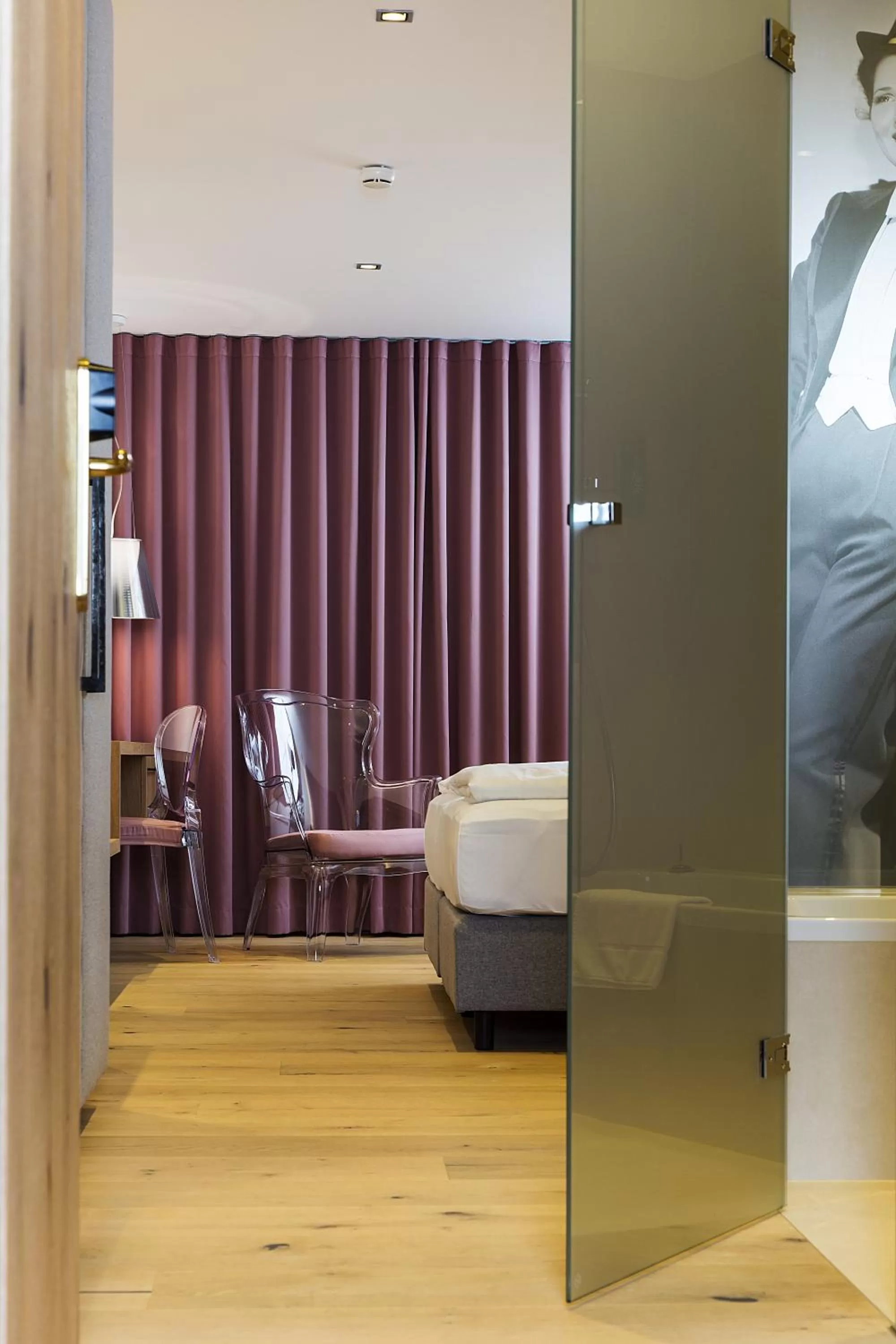 Photo of the whole room, Bathroom in Das Reisch