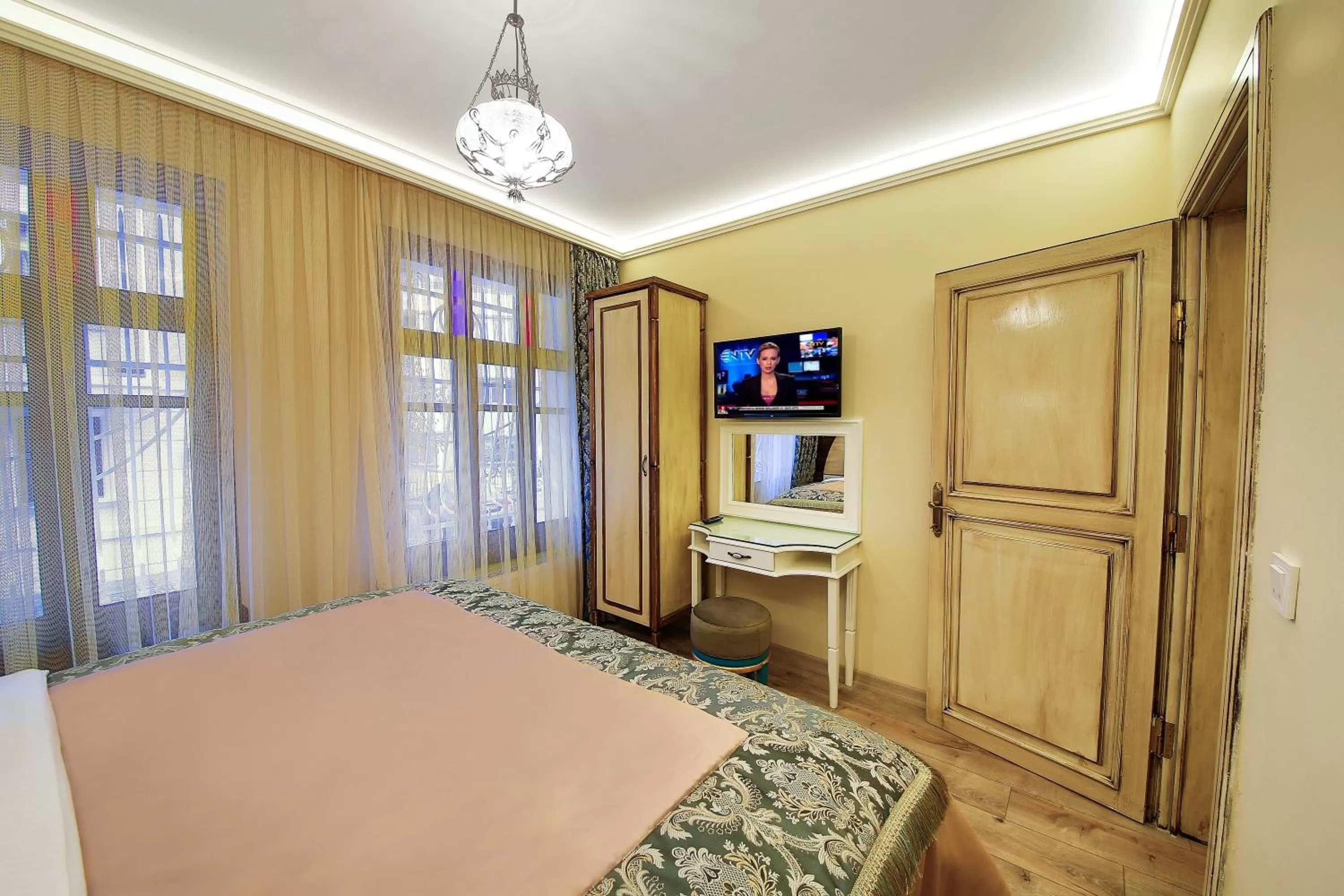 Bedroom, Bed in Katelya Hotel