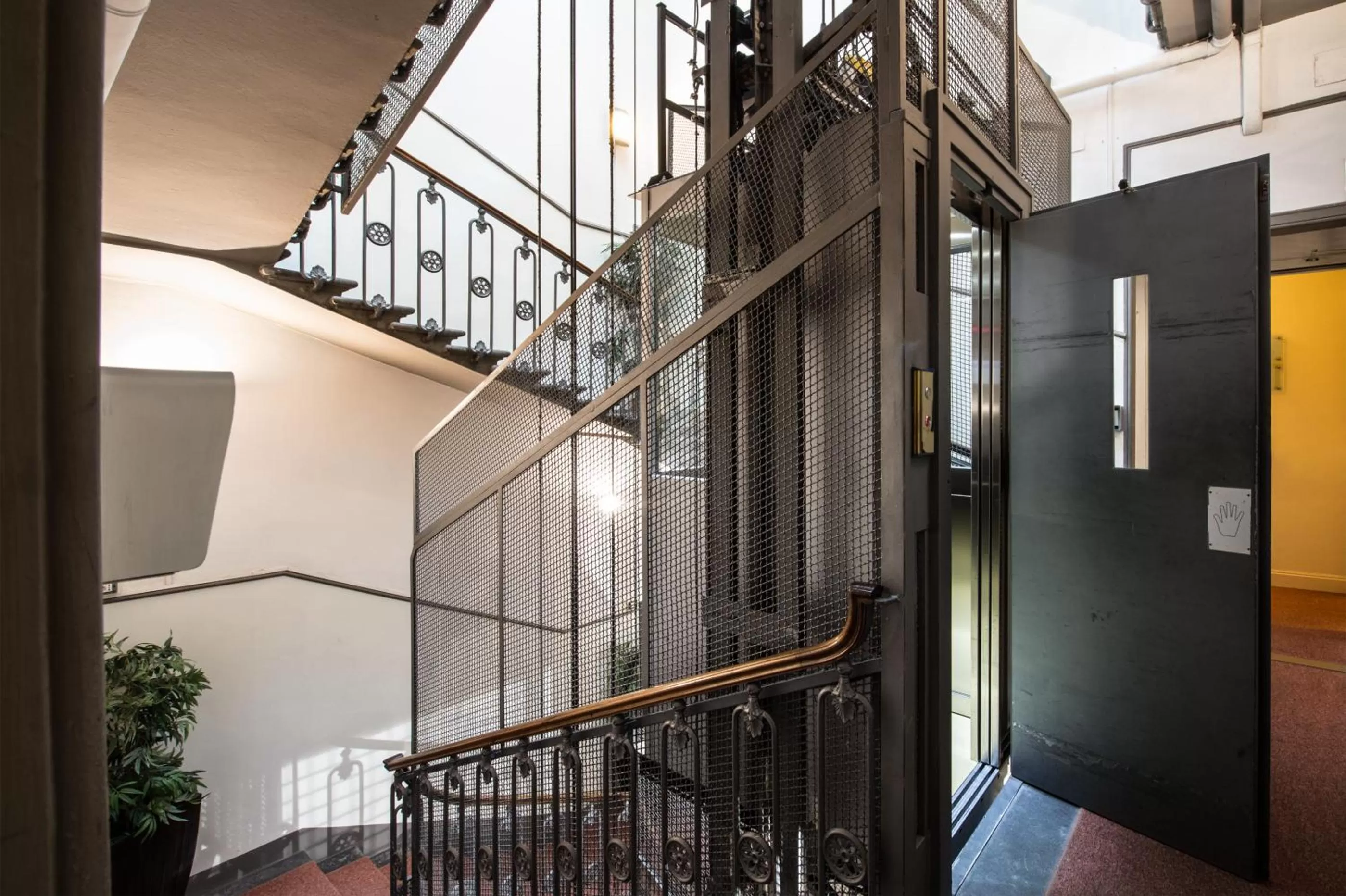 Facade/entrance in Hotel Perseo