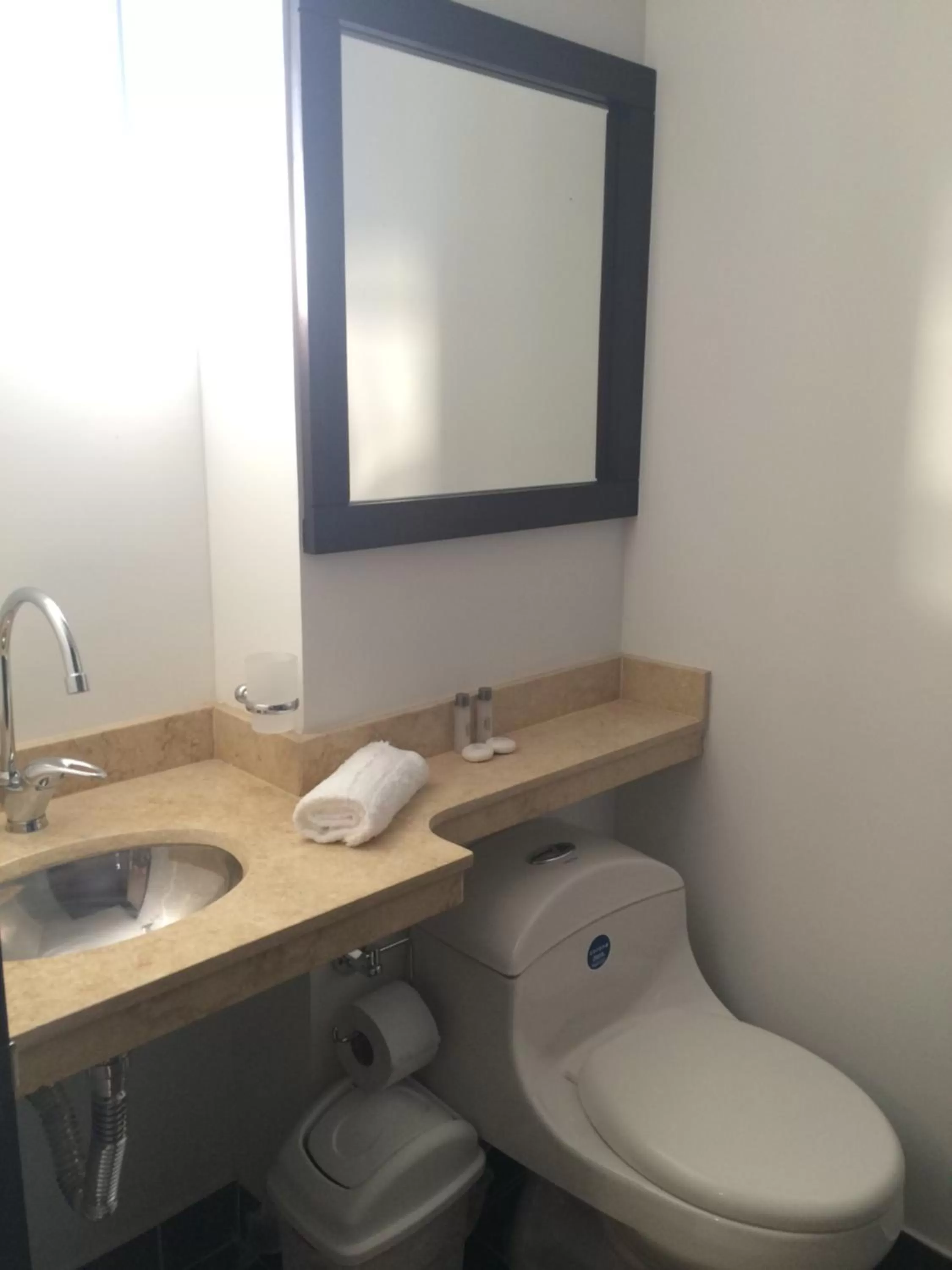 Bathroom in Hotel H53