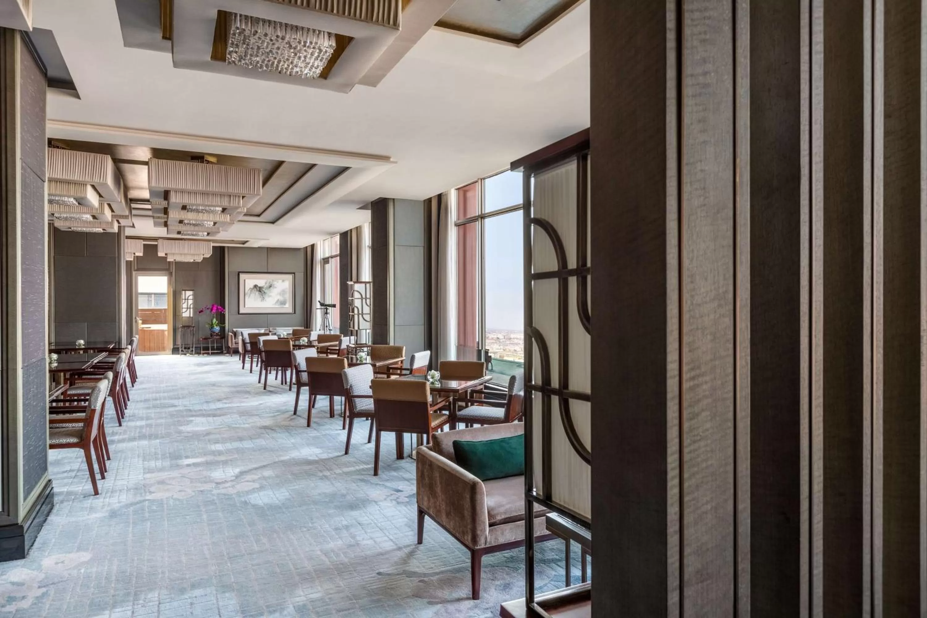 Lounge or bar in Shangri-La Qufu