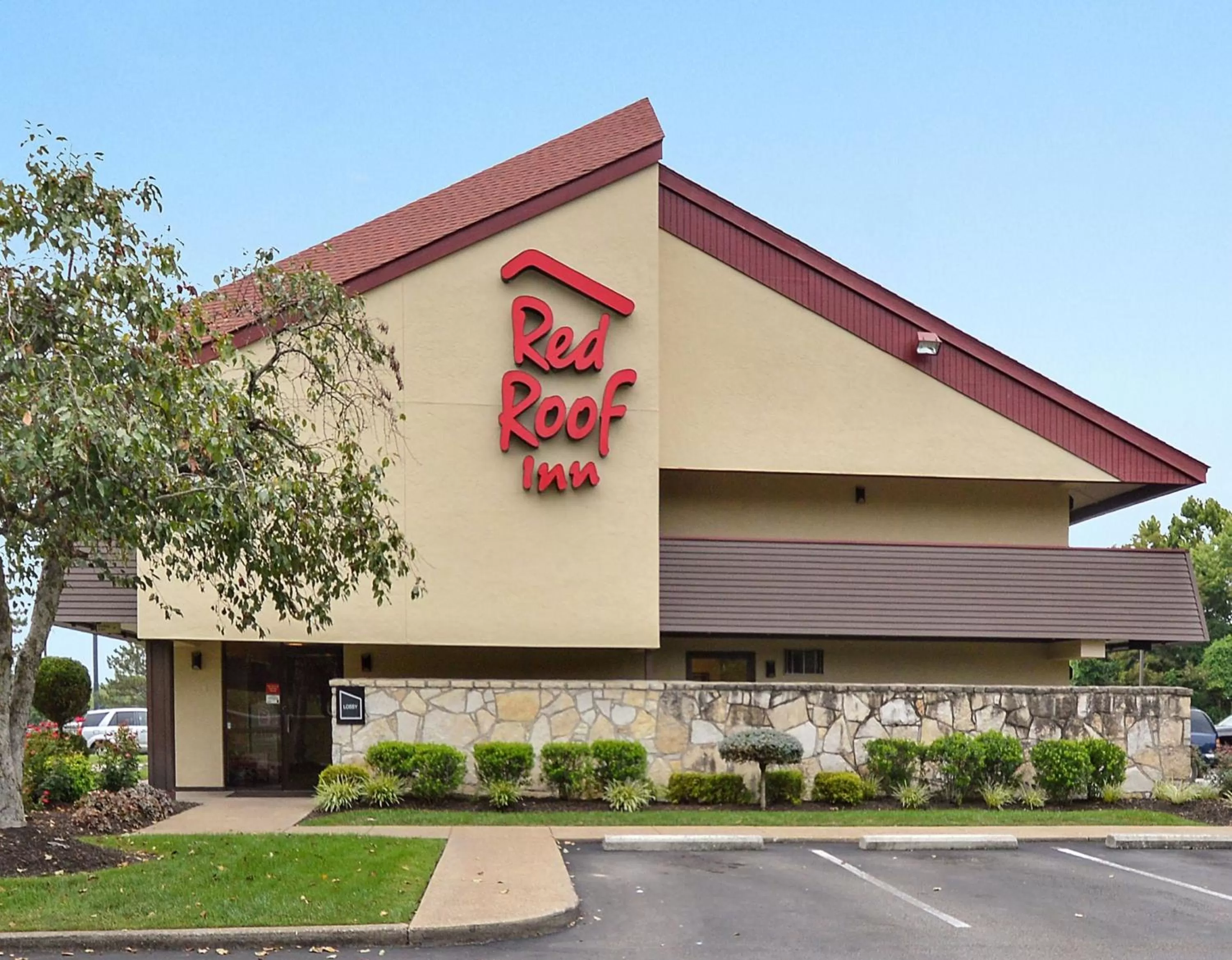 Property building in Red Roof Inn Huntington