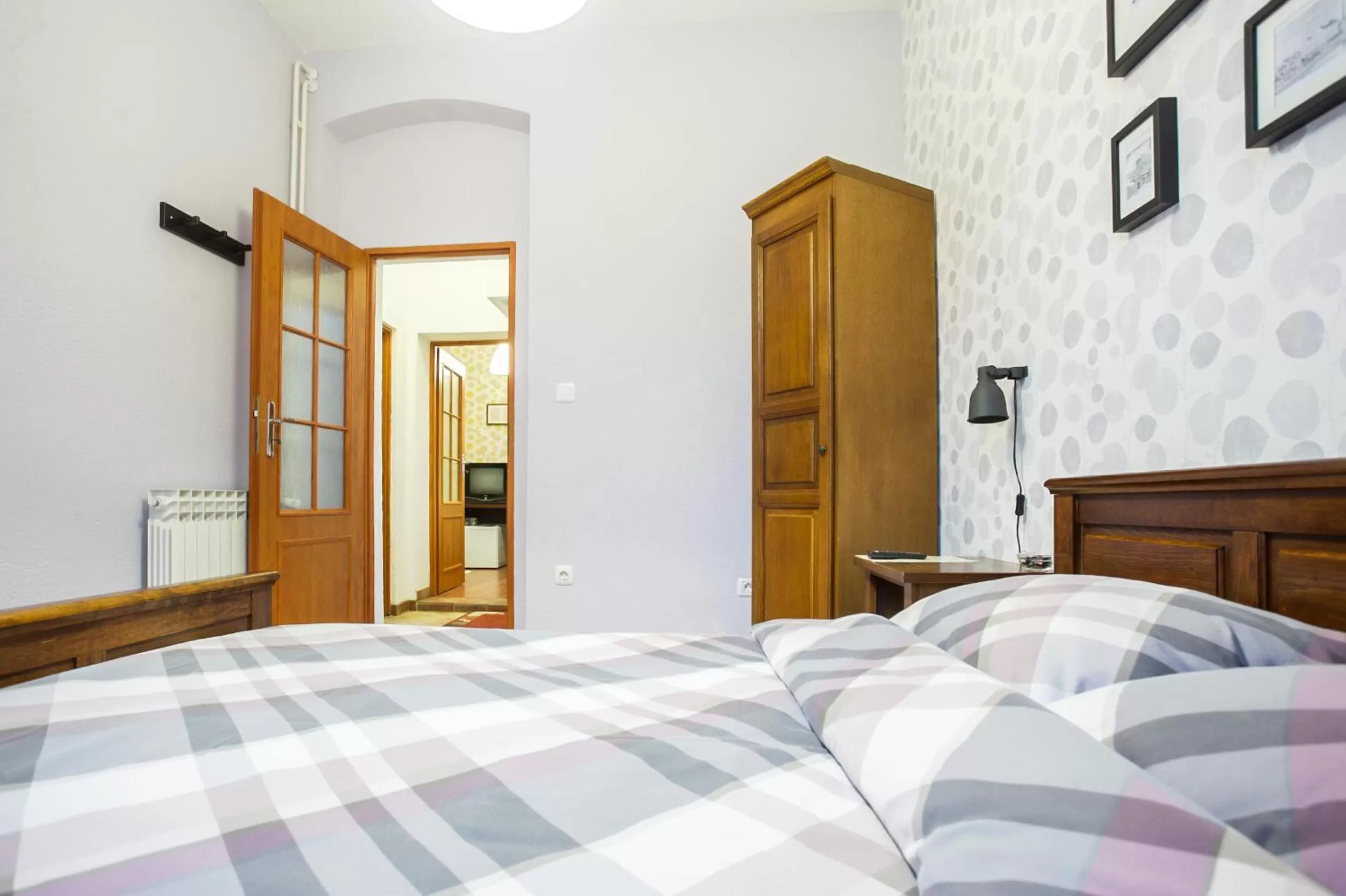 Bedroom, Bed in Maksimilian Osijek