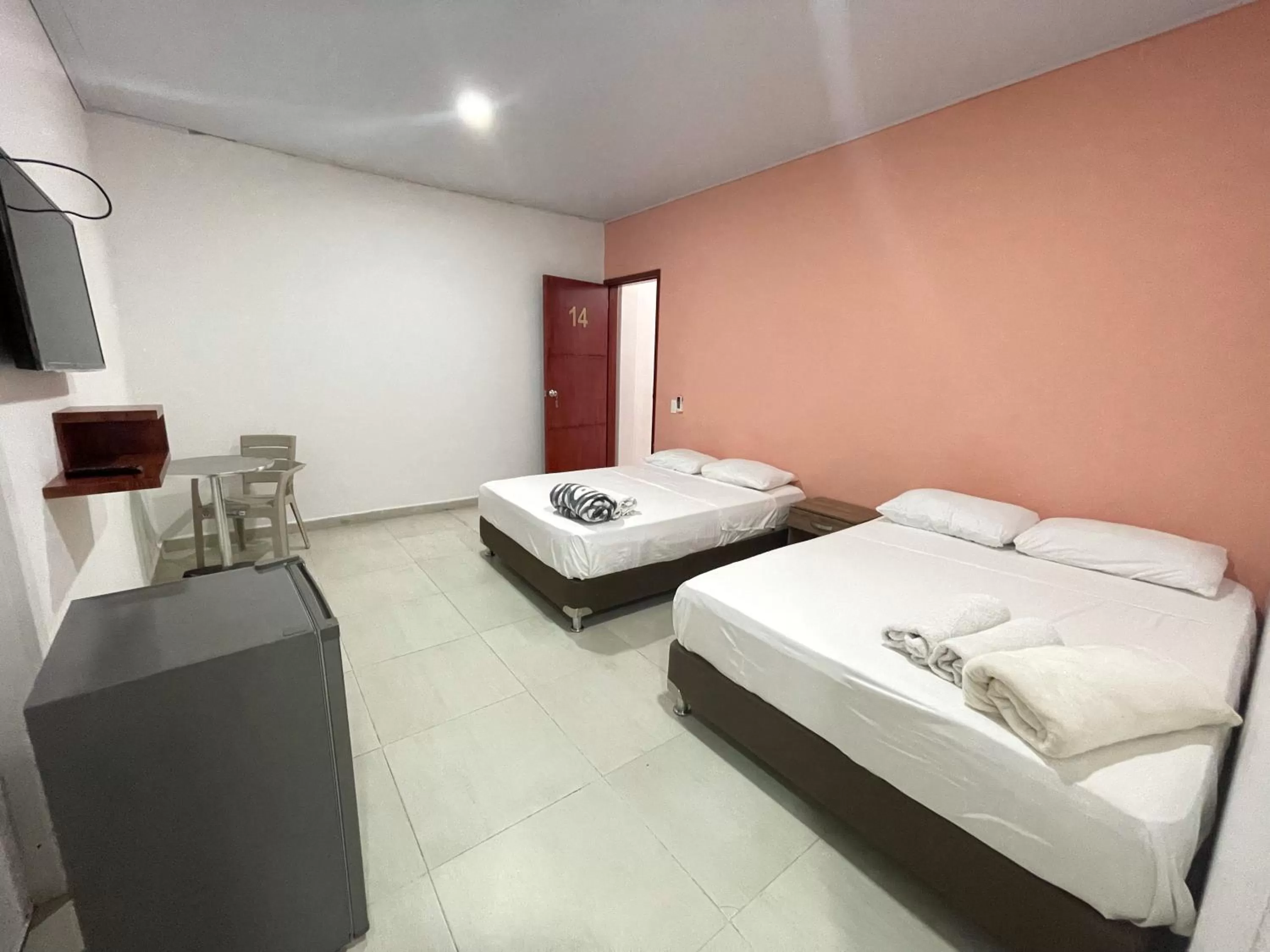 Photo of the whole room in Apartahotel Caribe Diez