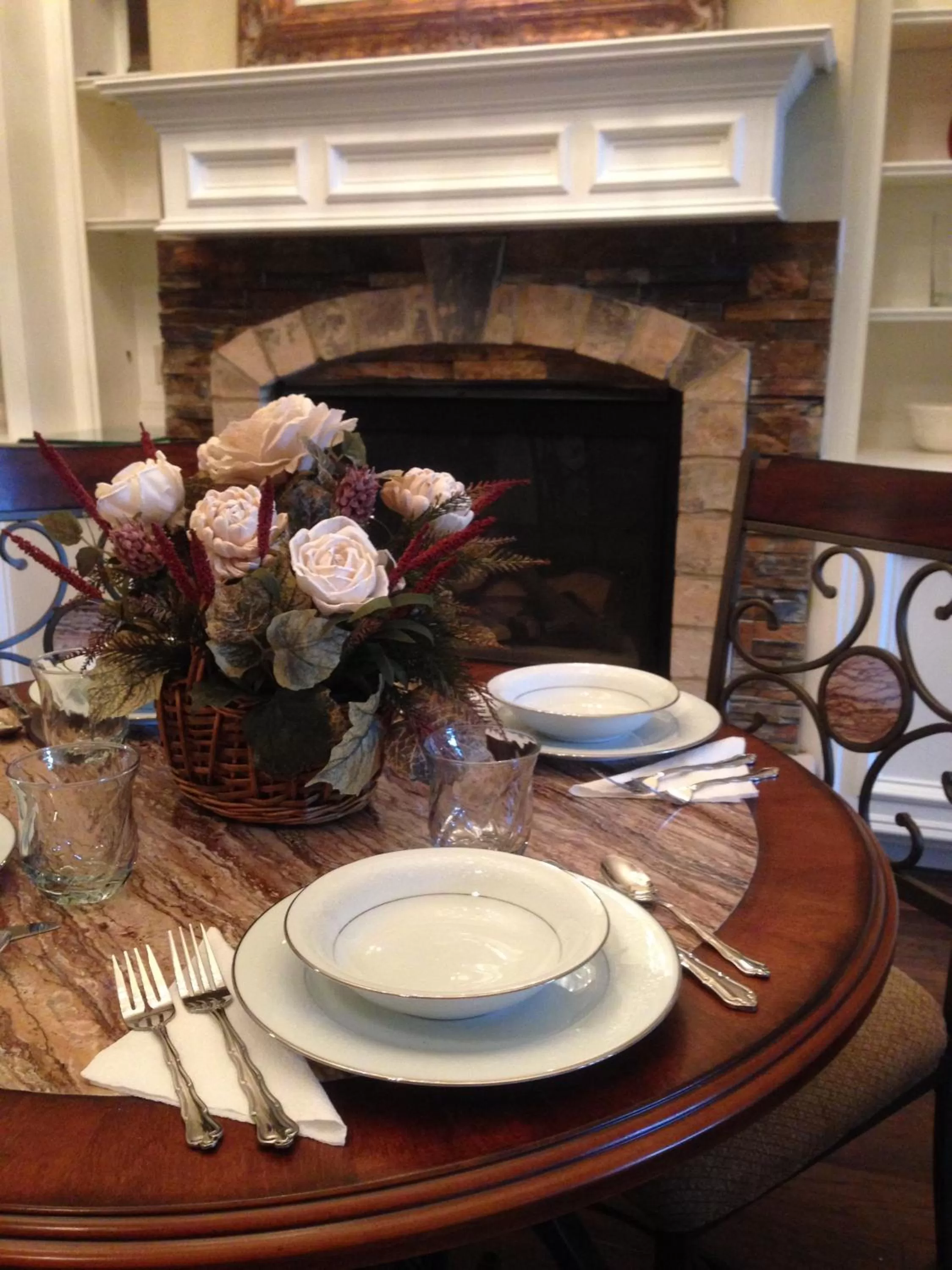 American breakfast in Maple Creek Bed&Breakfast