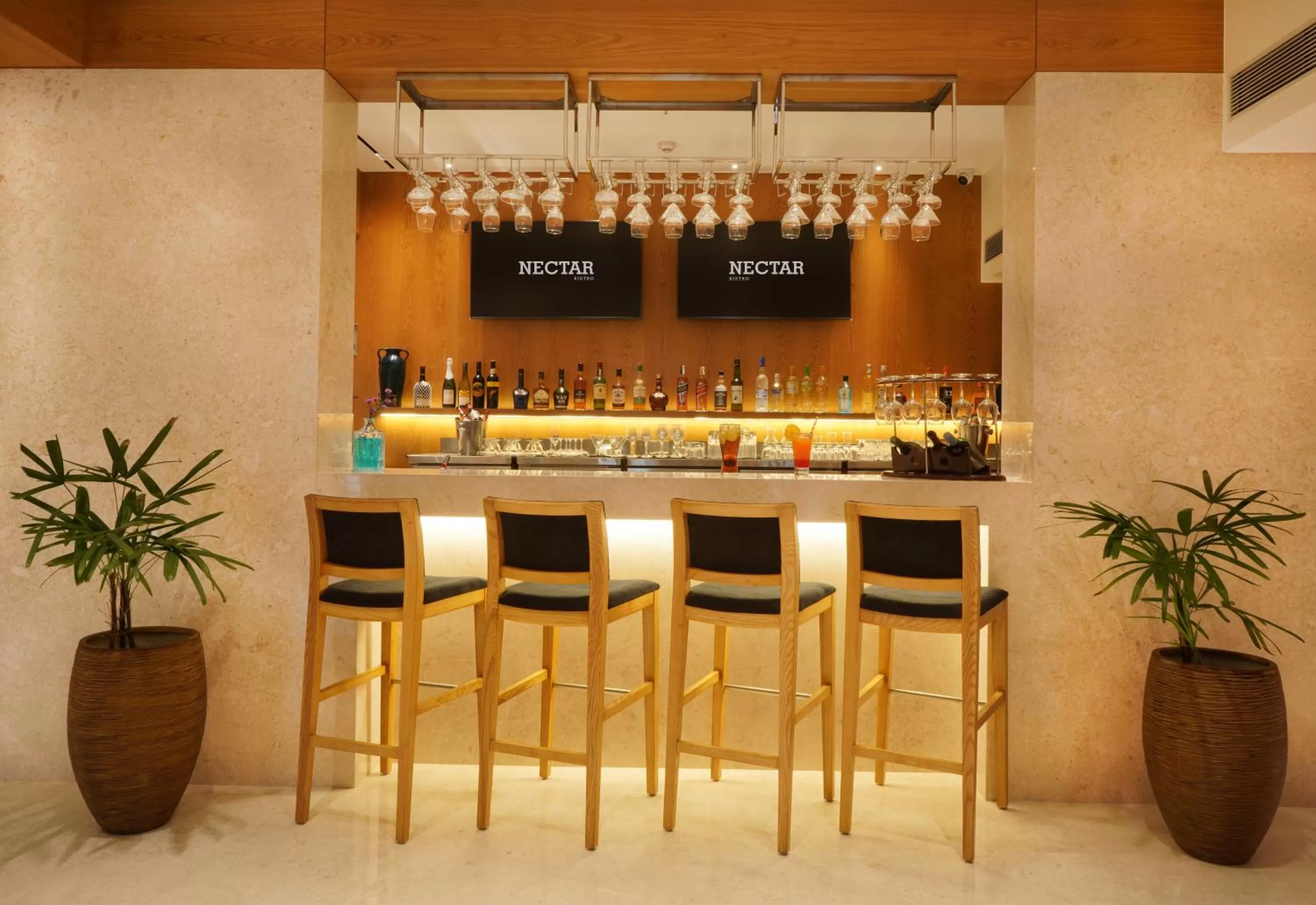 Lounge or bar in Cocoon Hotel