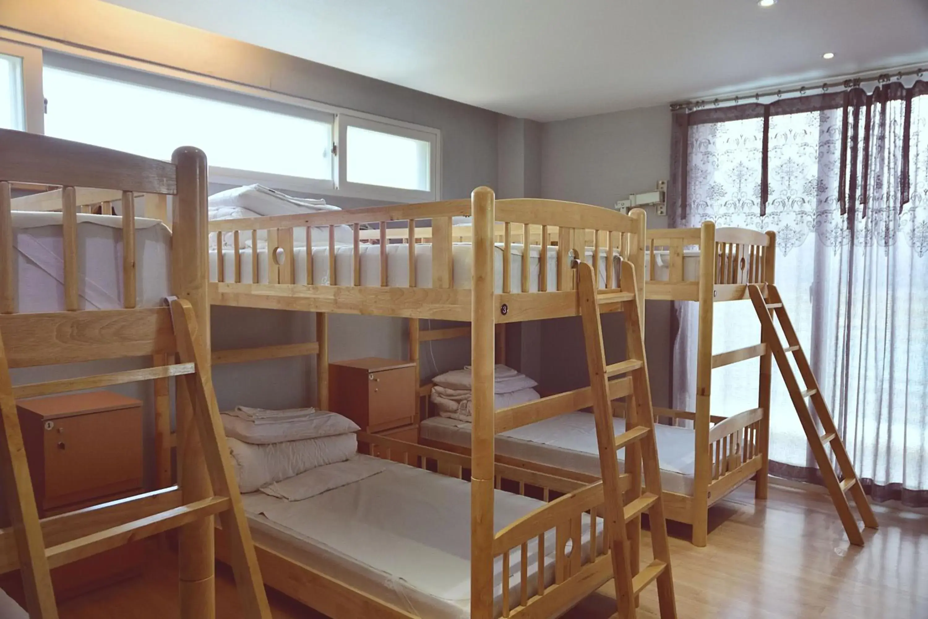Bed in 6-Bed Male Dormitory Room in Andong Poong-gyung HOSTEL n LIBRARY Bed in 6-Bed Male Dormitory Room in Andong Poong-gyung HOSTEL n LIBRARY