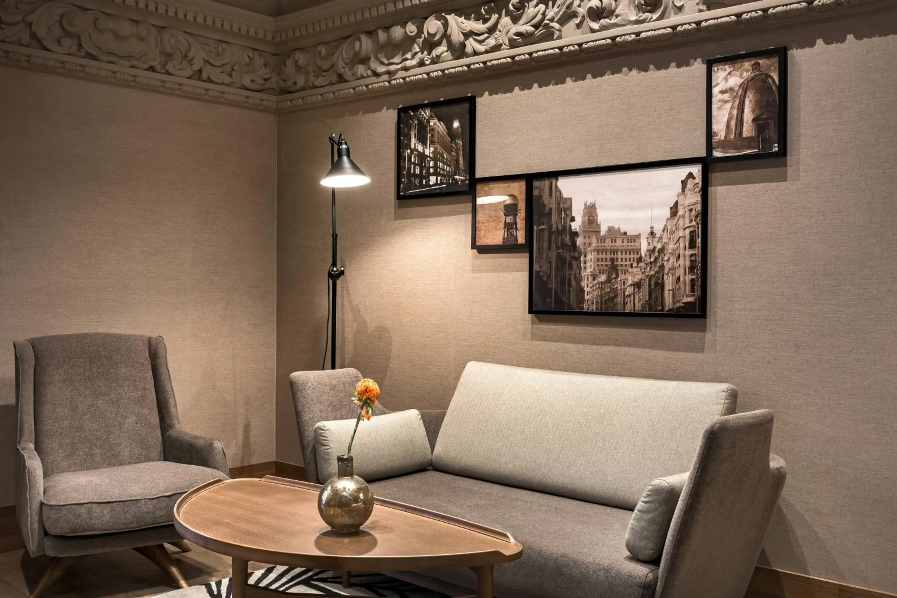 Living room in Círculo Gran Vía, Autograph Collection (Adults Only)