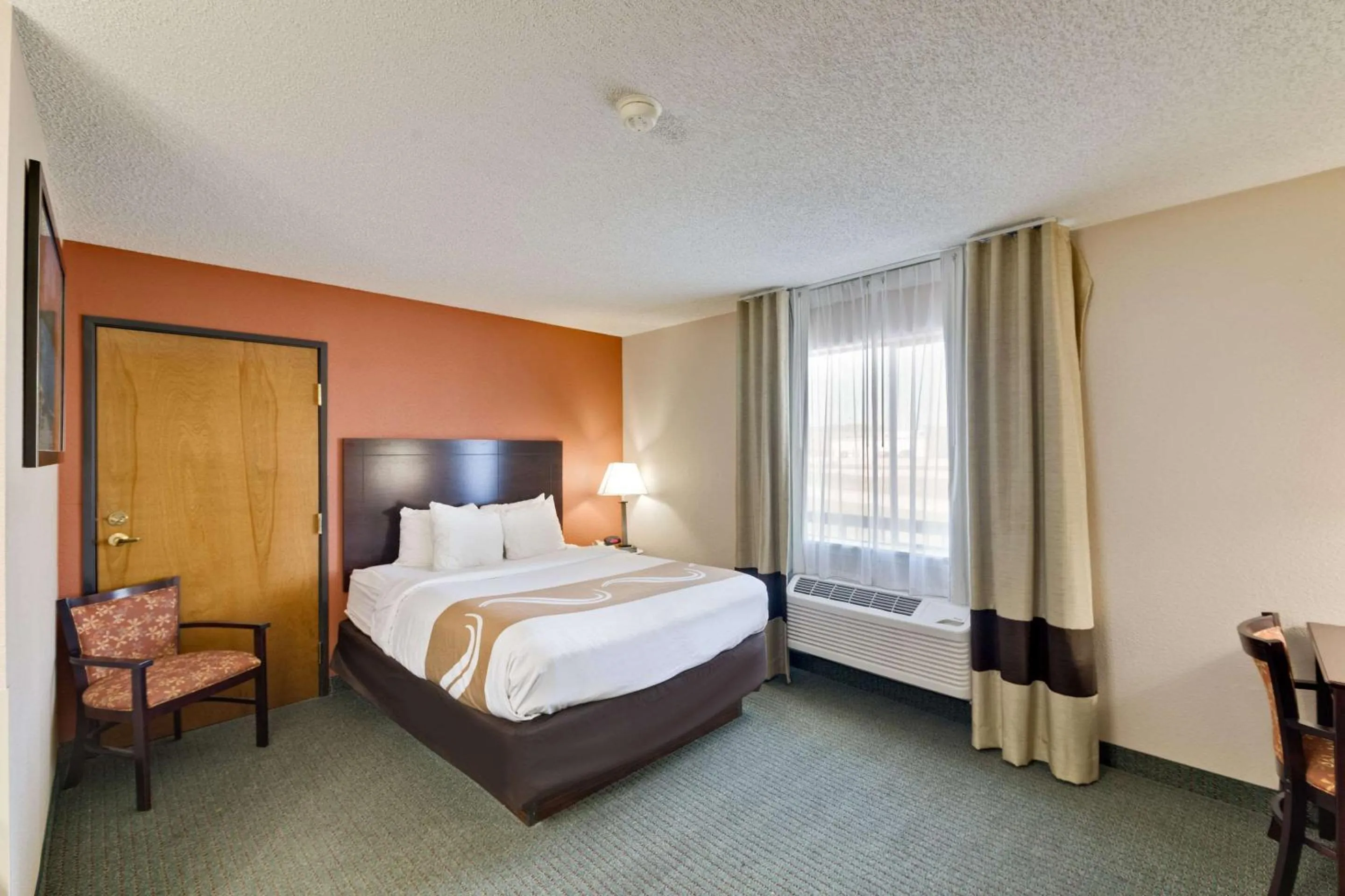 Photo of the whole room, Bed in Quality Inn Cedar Park - Austin Northwest