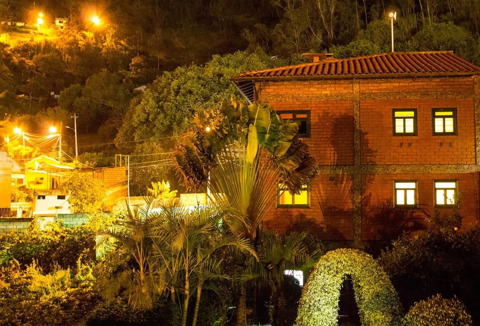 Garden, Property Building in La Casa del Molino Blanco B&B