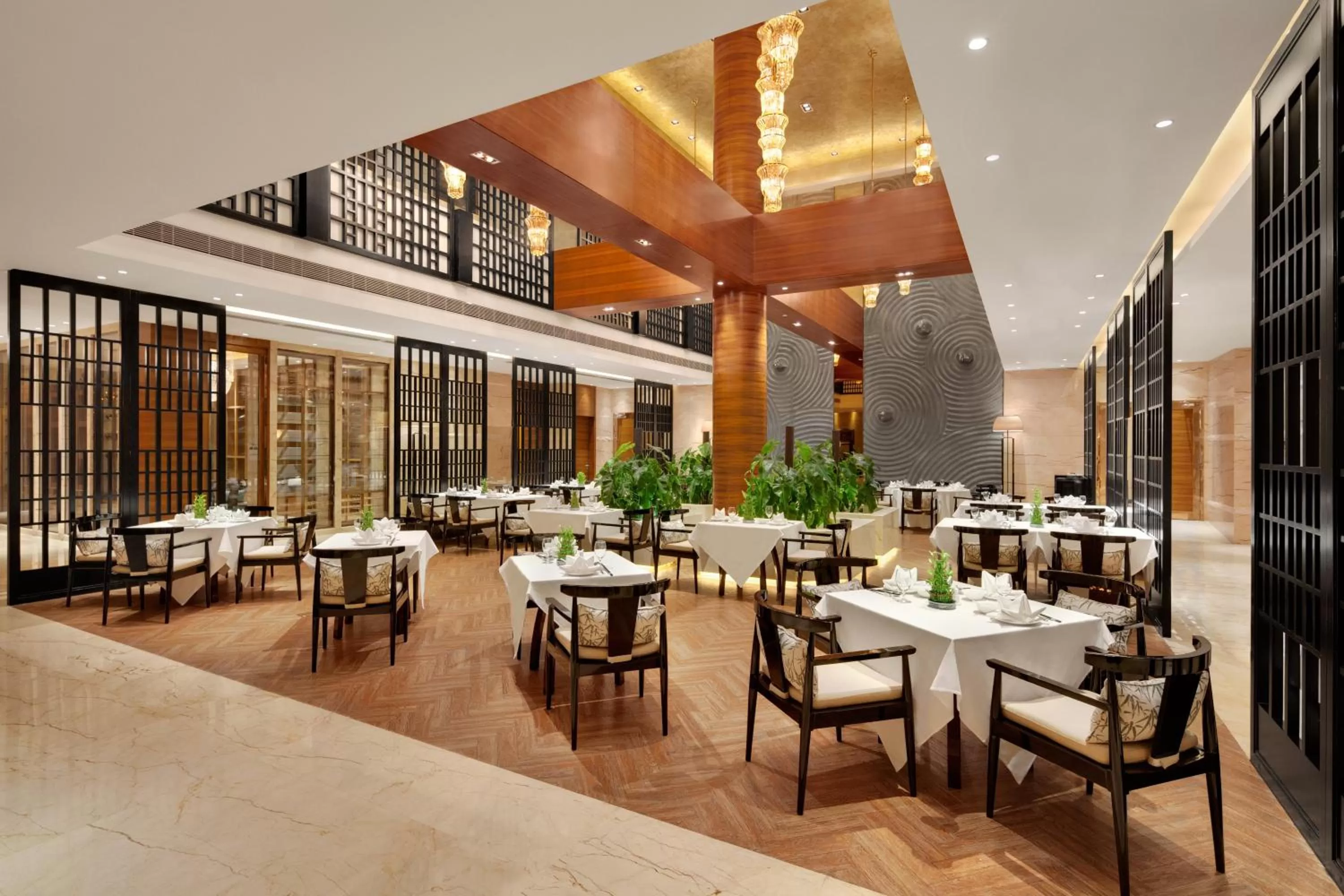 Restaurant/places to eat in Crowne Plaza Sanya City Center by IHG