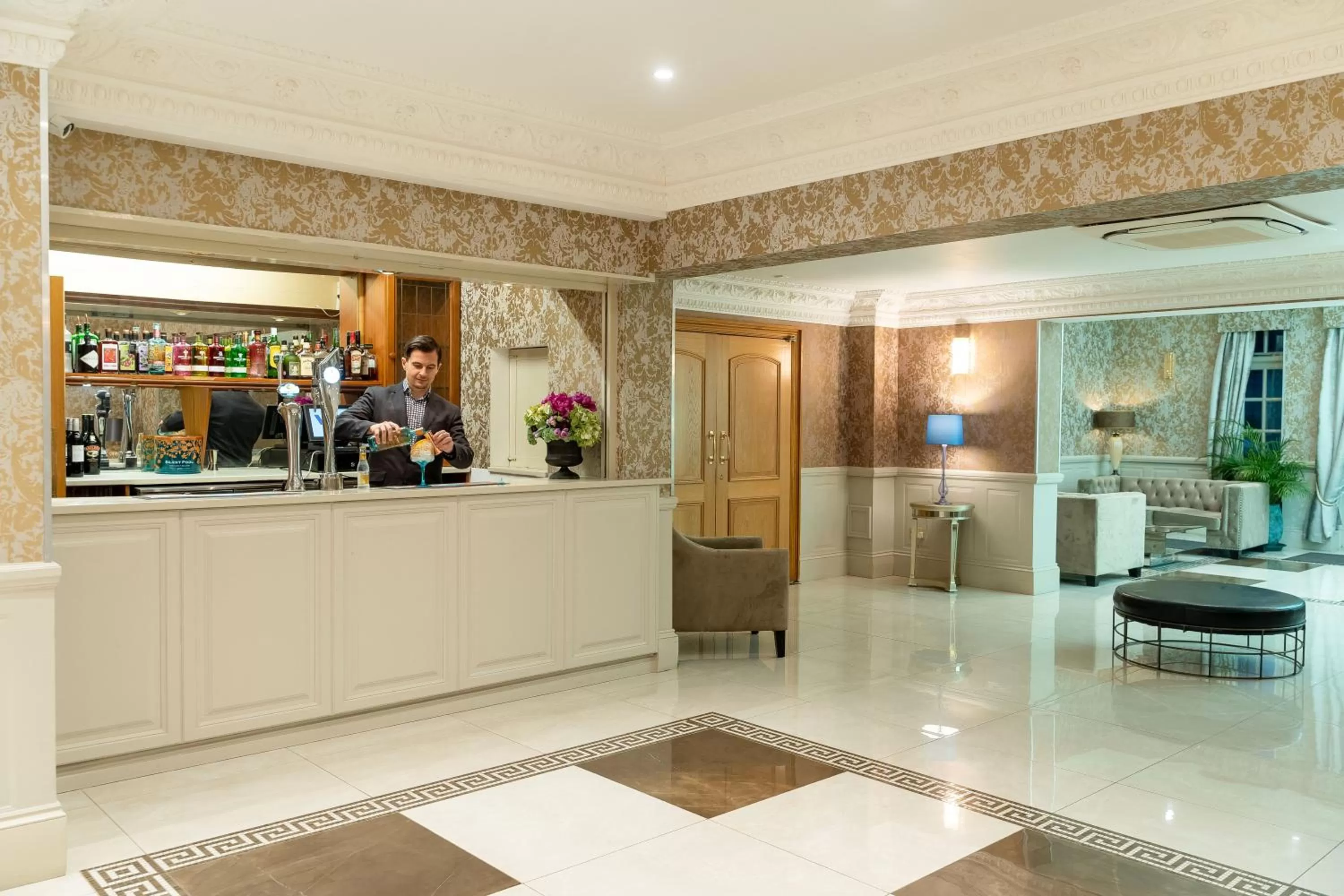 Lounge or bar in Guildford Manor Hotel & Spa
