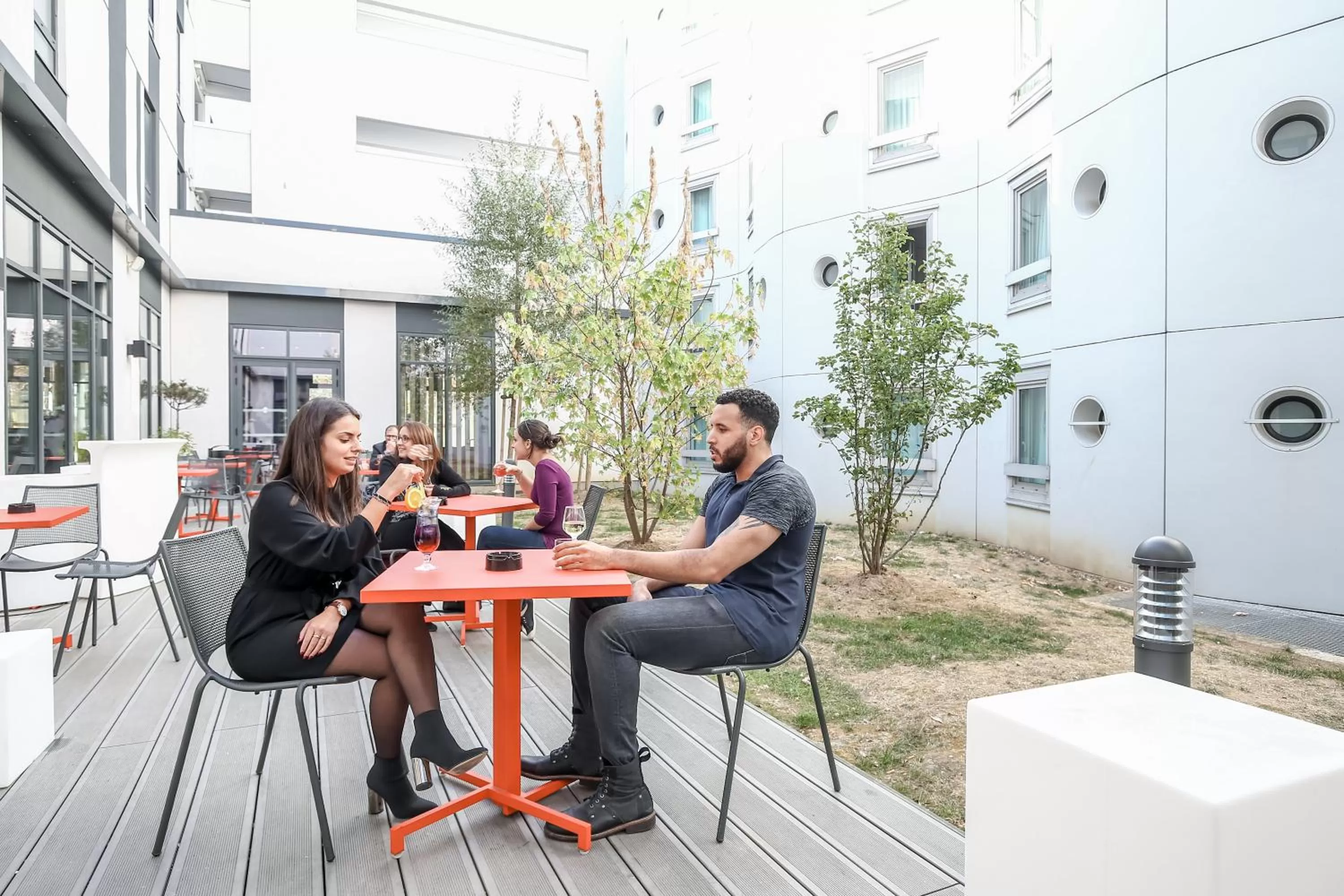 Patio in ibis Paris Coeur d'Orly Airport