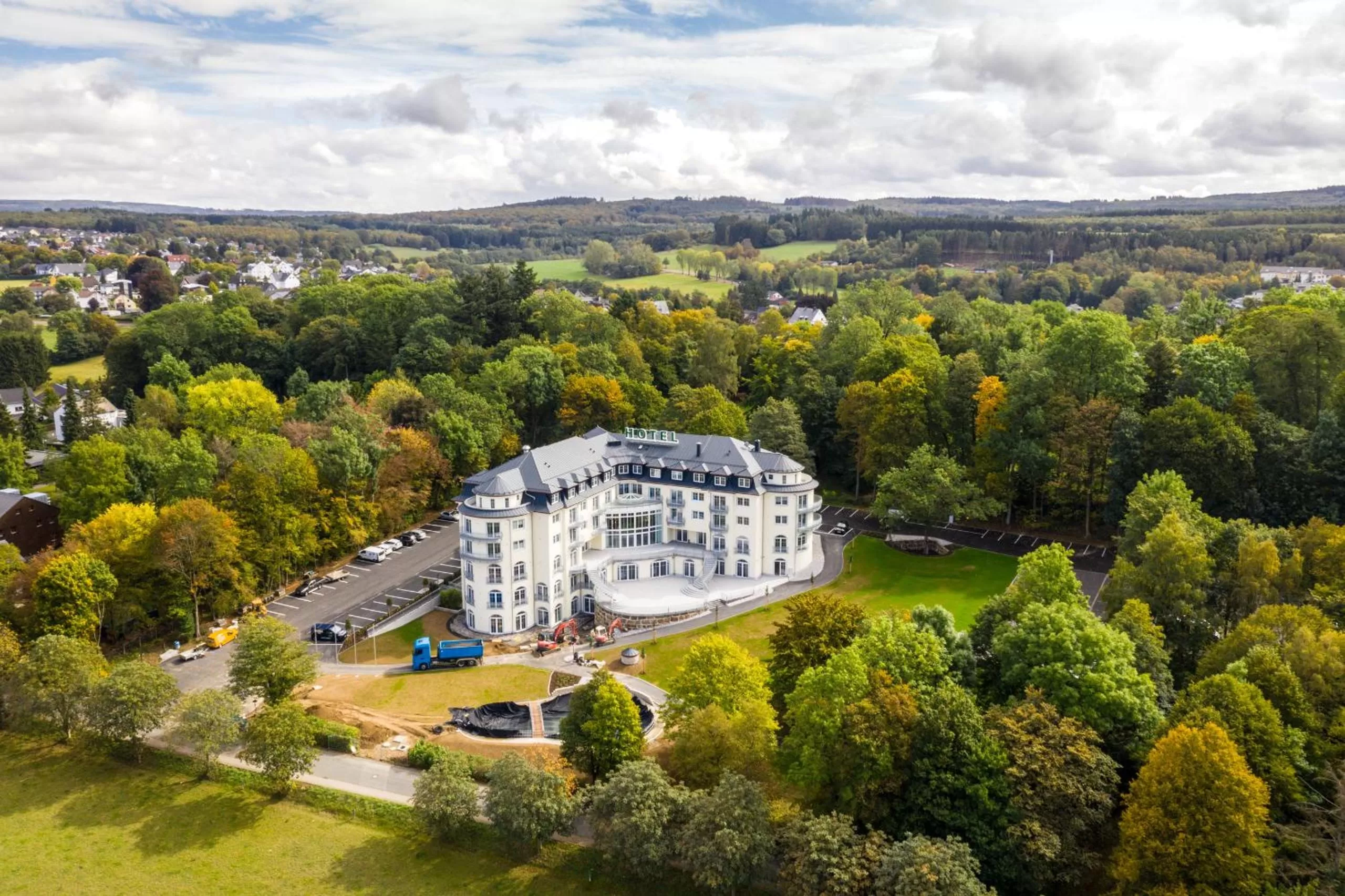 Property building, Bird's-eye View in Parkhotel Hachenburg