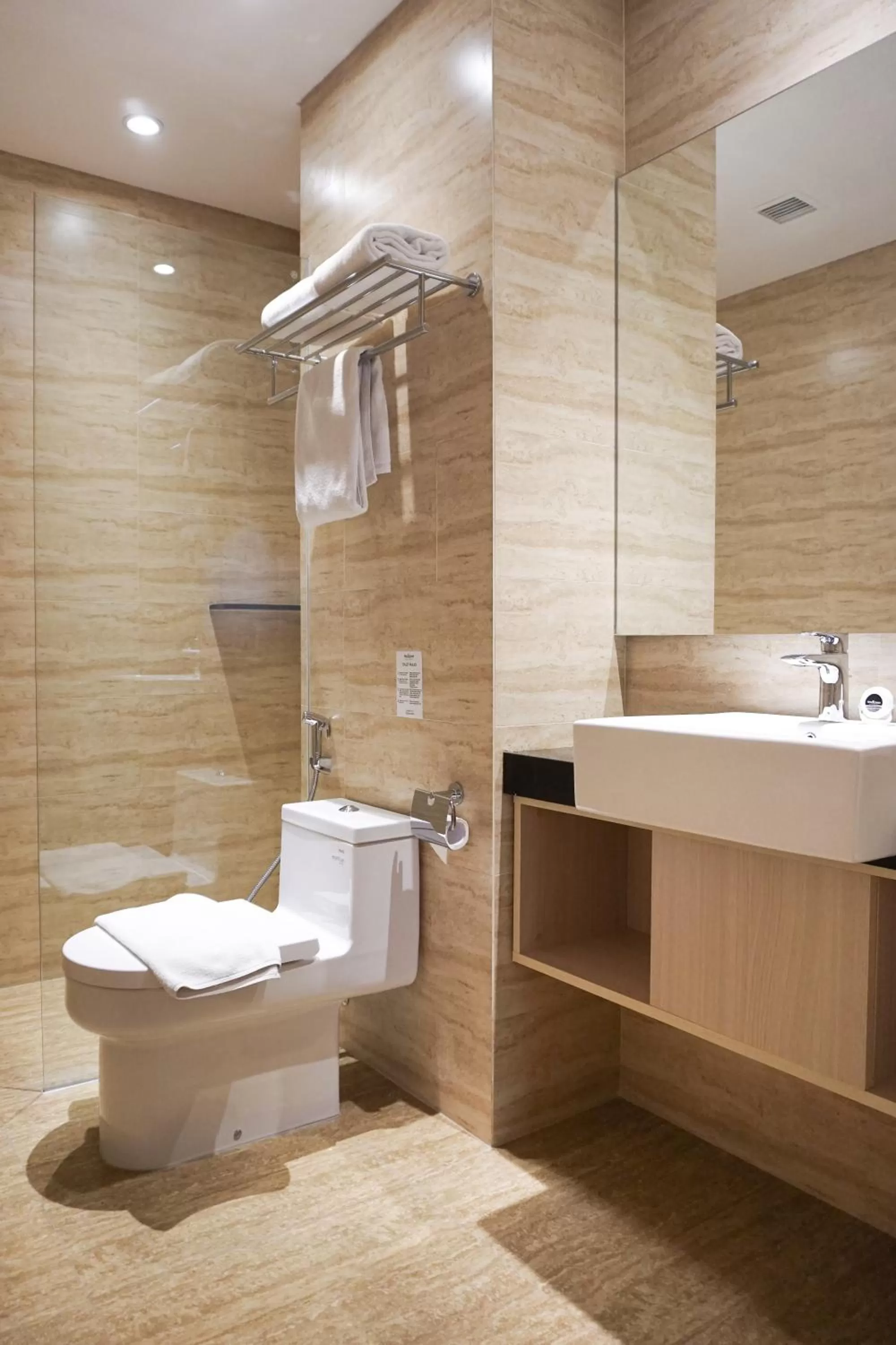 Toilet in Midtown Residence Simatupang Jakarta
