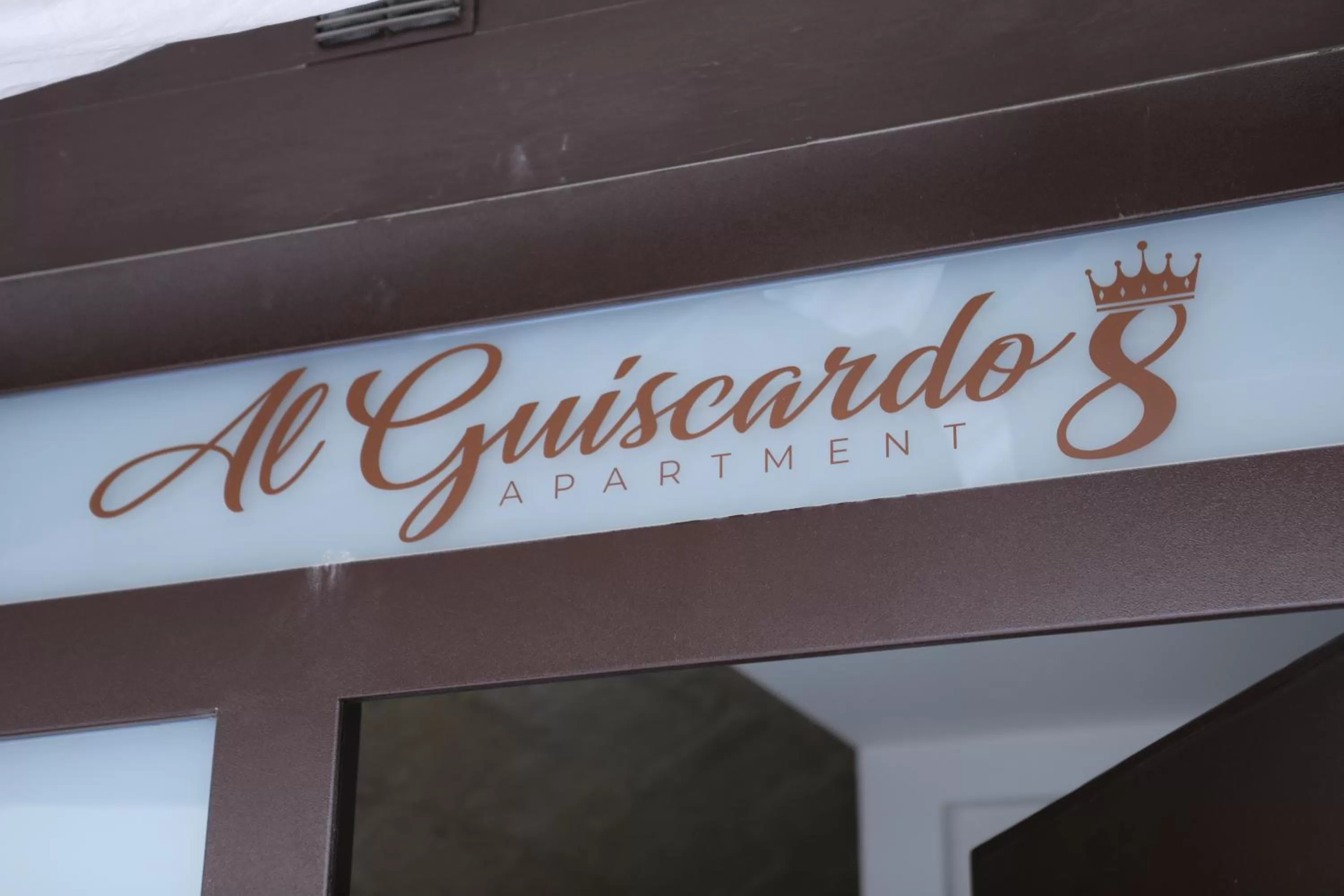 Property logo or sign in Al Guiscardo 8