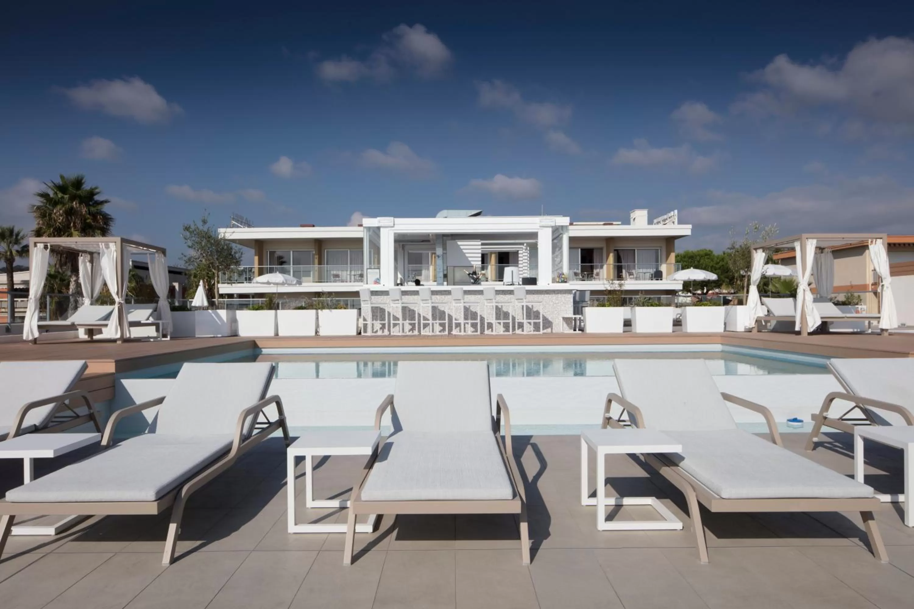 Solarium in Mercure Villeneuve Loubet Plage