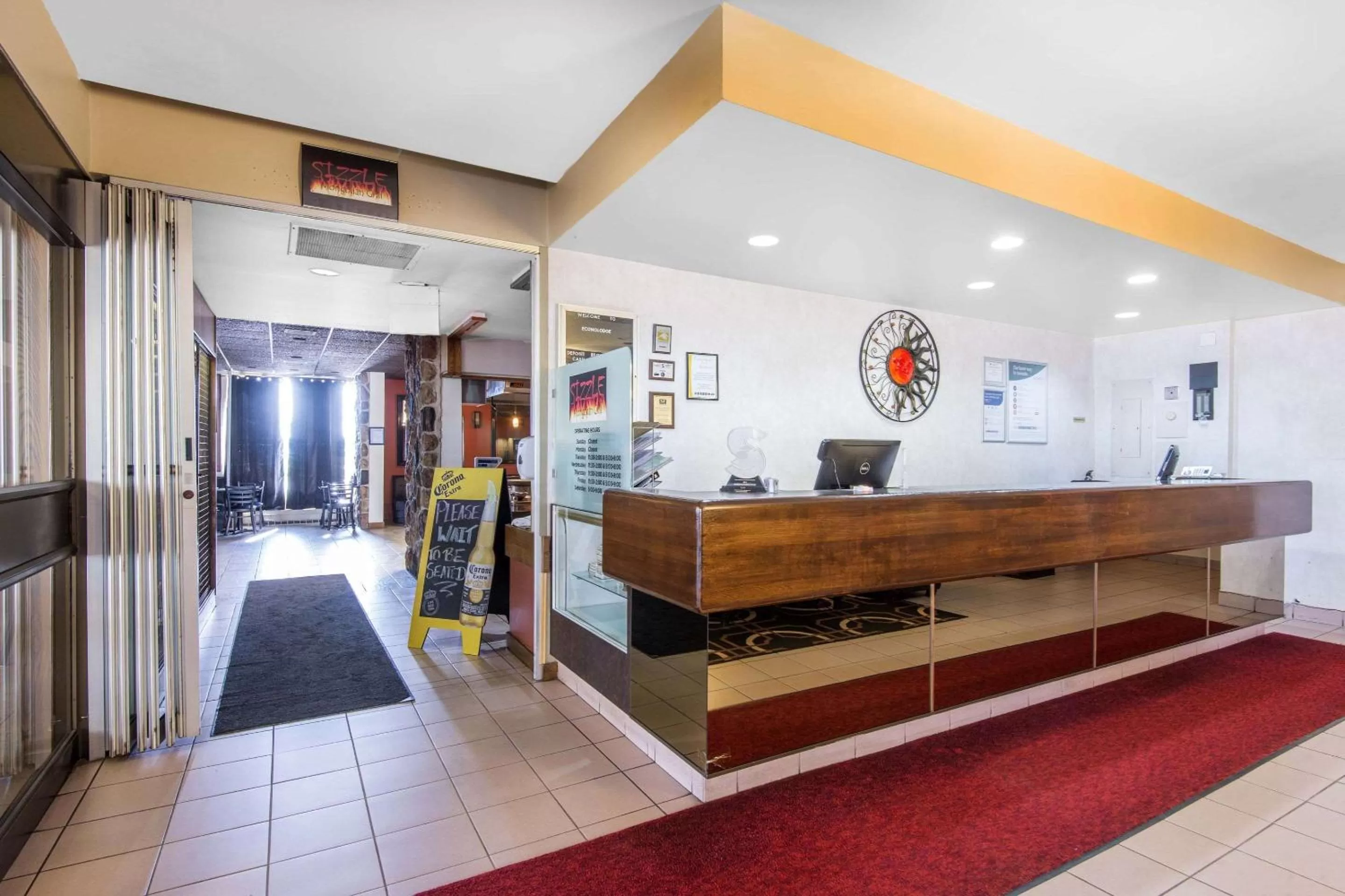 Lobby or reception in Econo Lodge