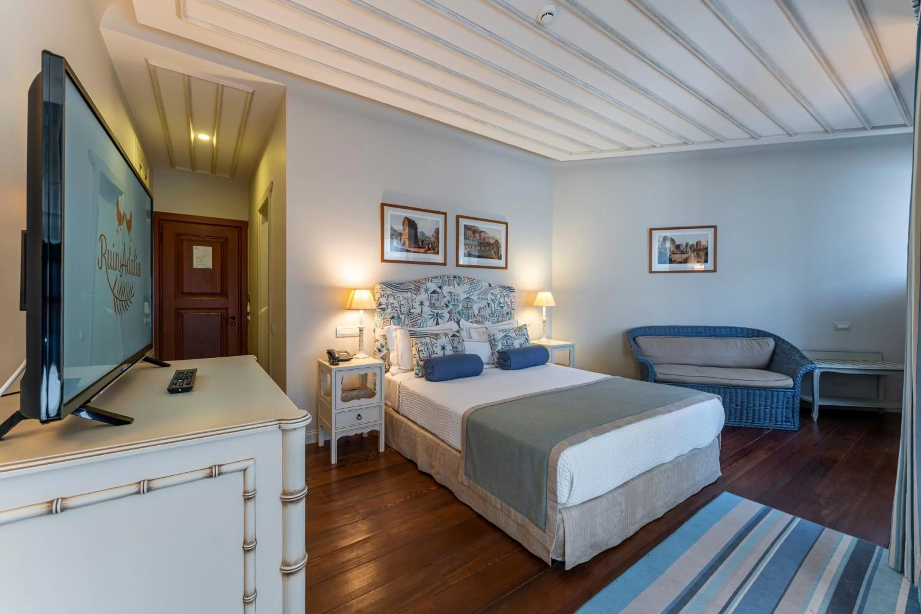 Photo of the whole room, Bed in RuinAdalia Hotel - Adult Only