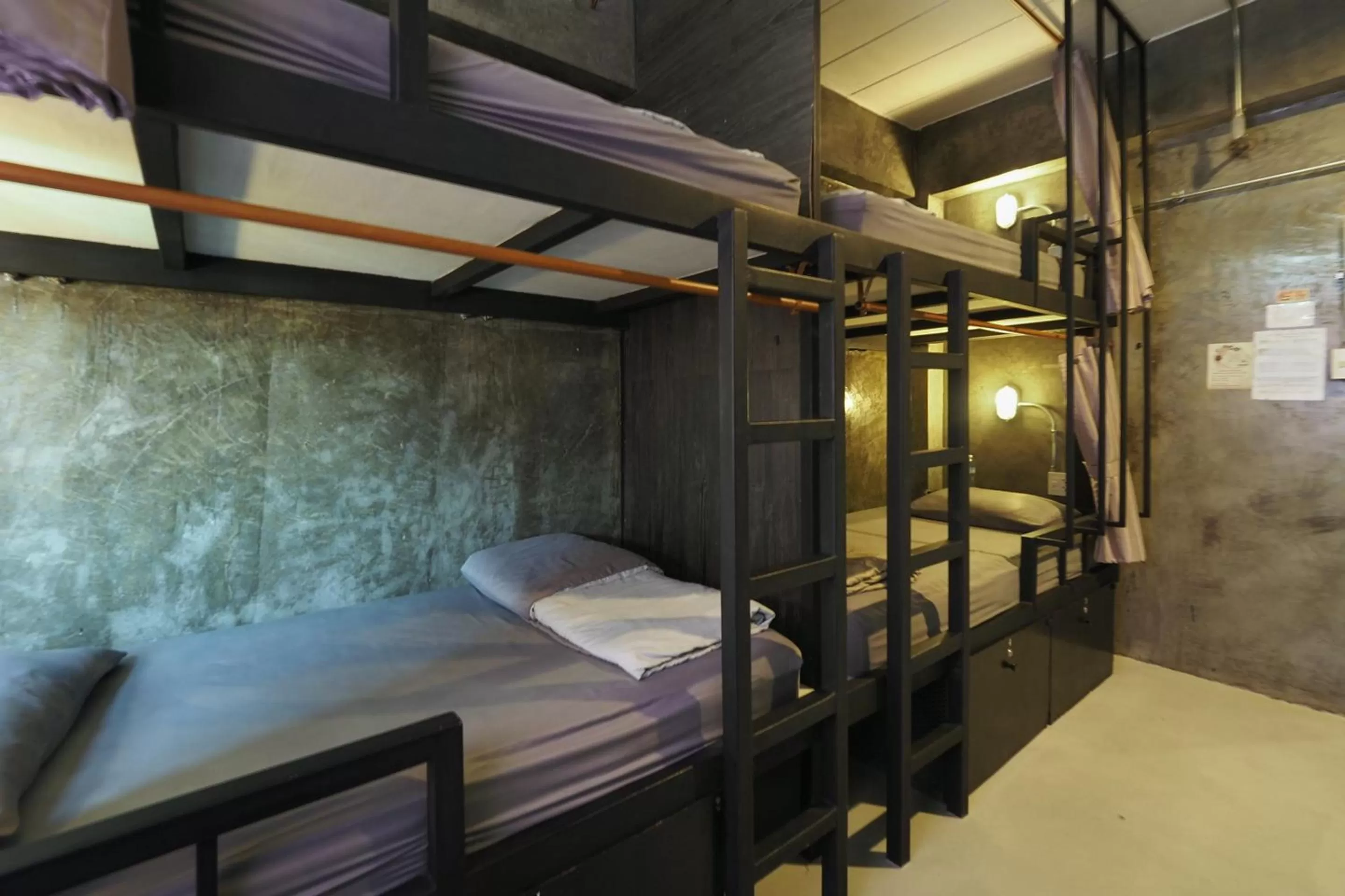 Bedroom, Bunk Bed in Super OYO 75332 Vm1 Hostel