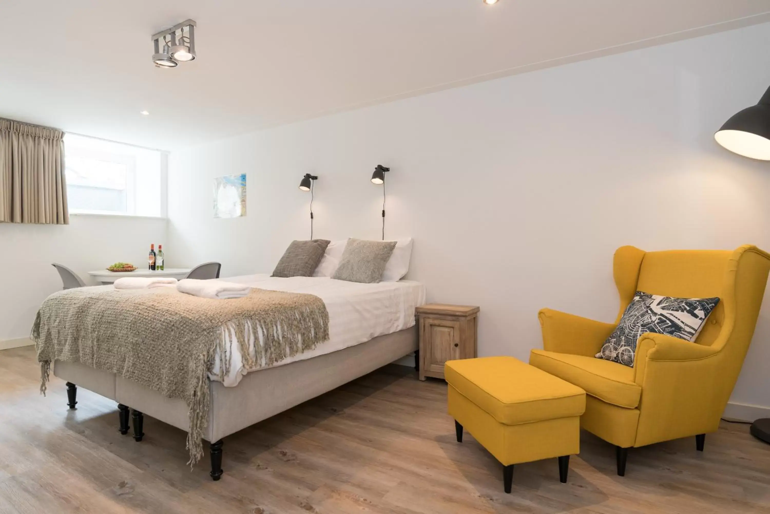 Nassau Canal Suites - in the heart of the city Nassau Canal Suites - in the heart of the city