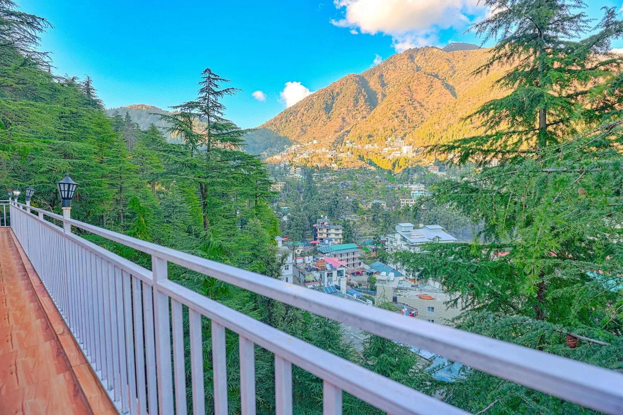 Mountain View in FabHotel Green Origins