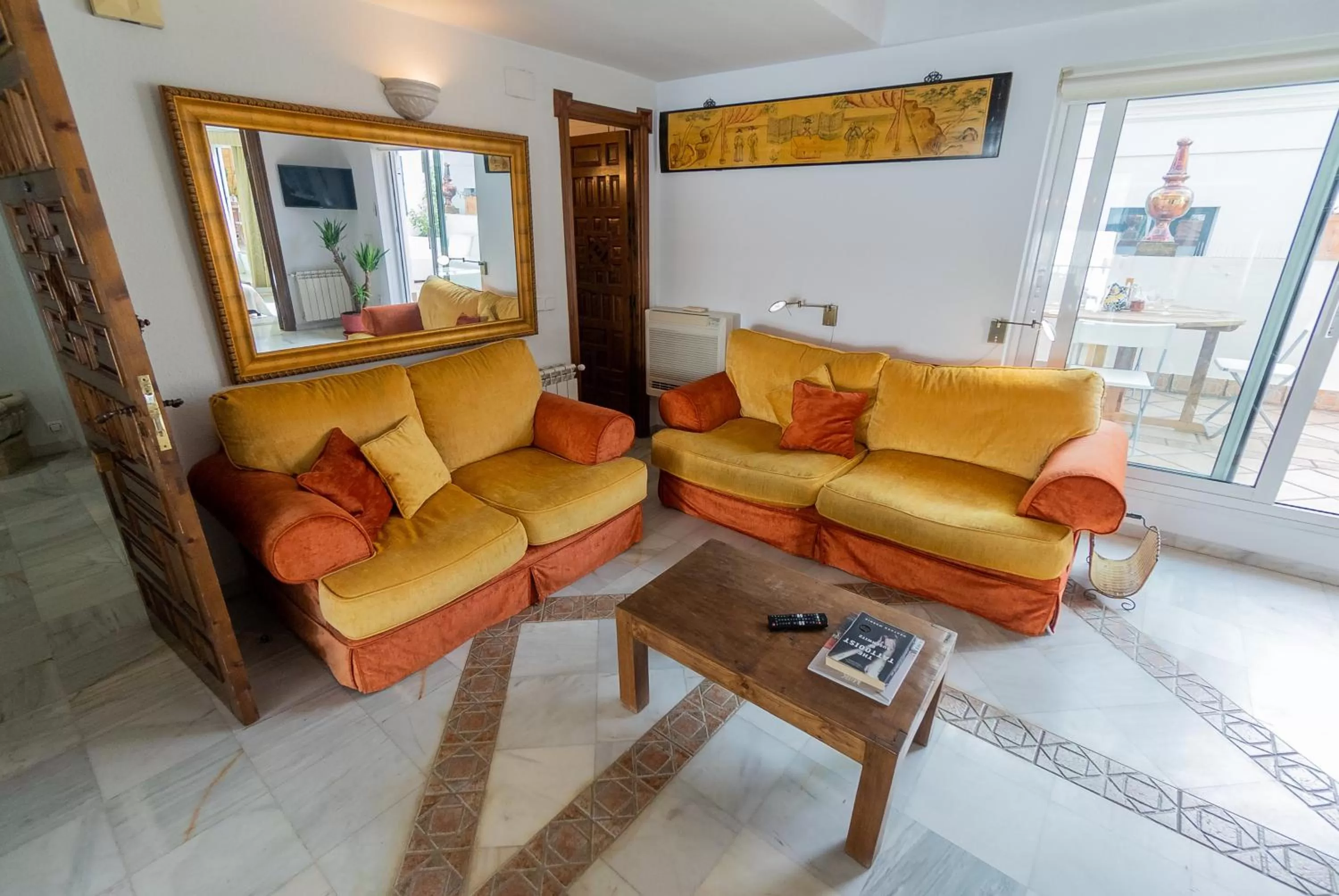 Living room, Seating Area in SUAY APARTMENTS