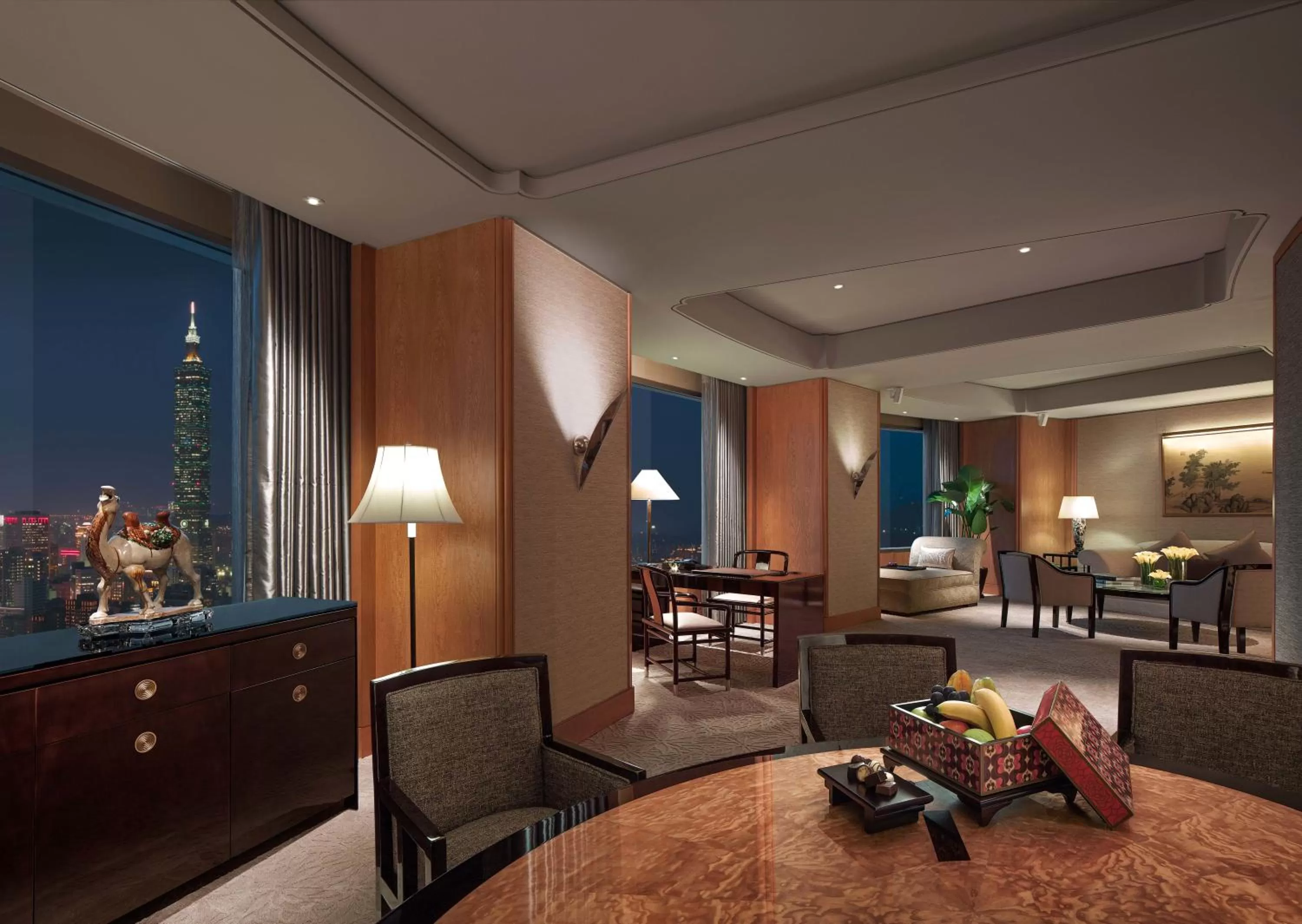 TV and multimedia in Shangri-La Far Eastern, Taipei