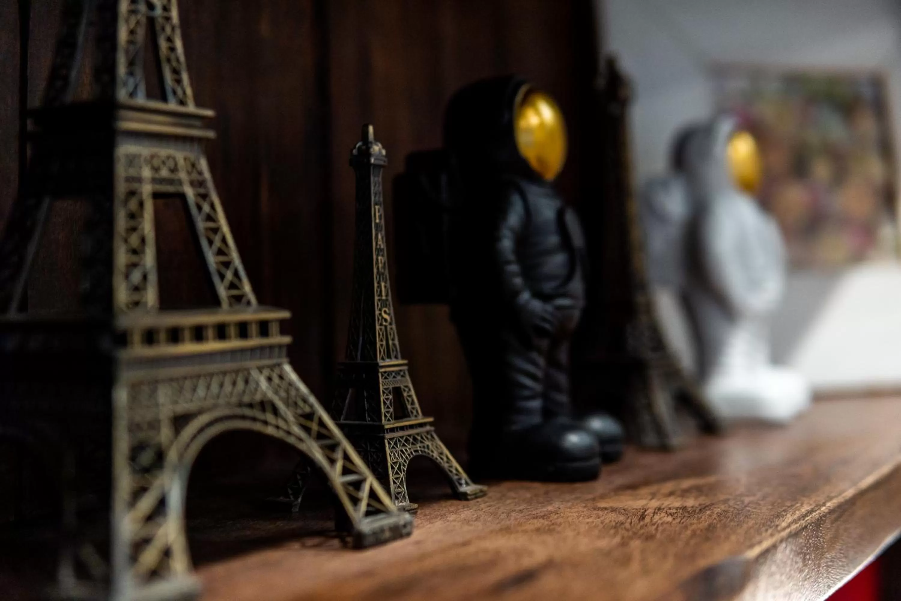 Decorative detail in Hotel Lilas Blanc