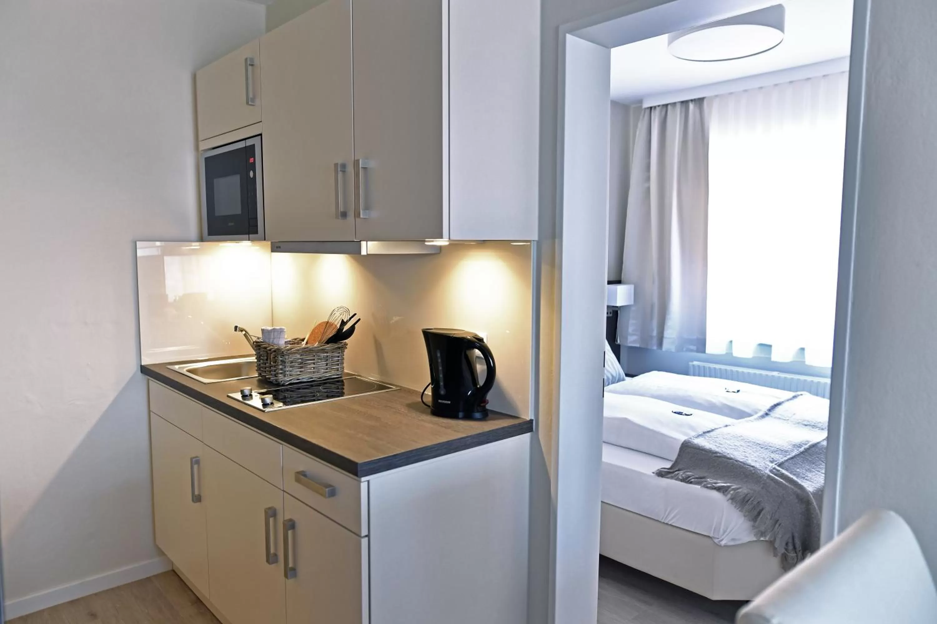 Photo of the whole room, Kitchen/Kitchenette in Hotel Twilling