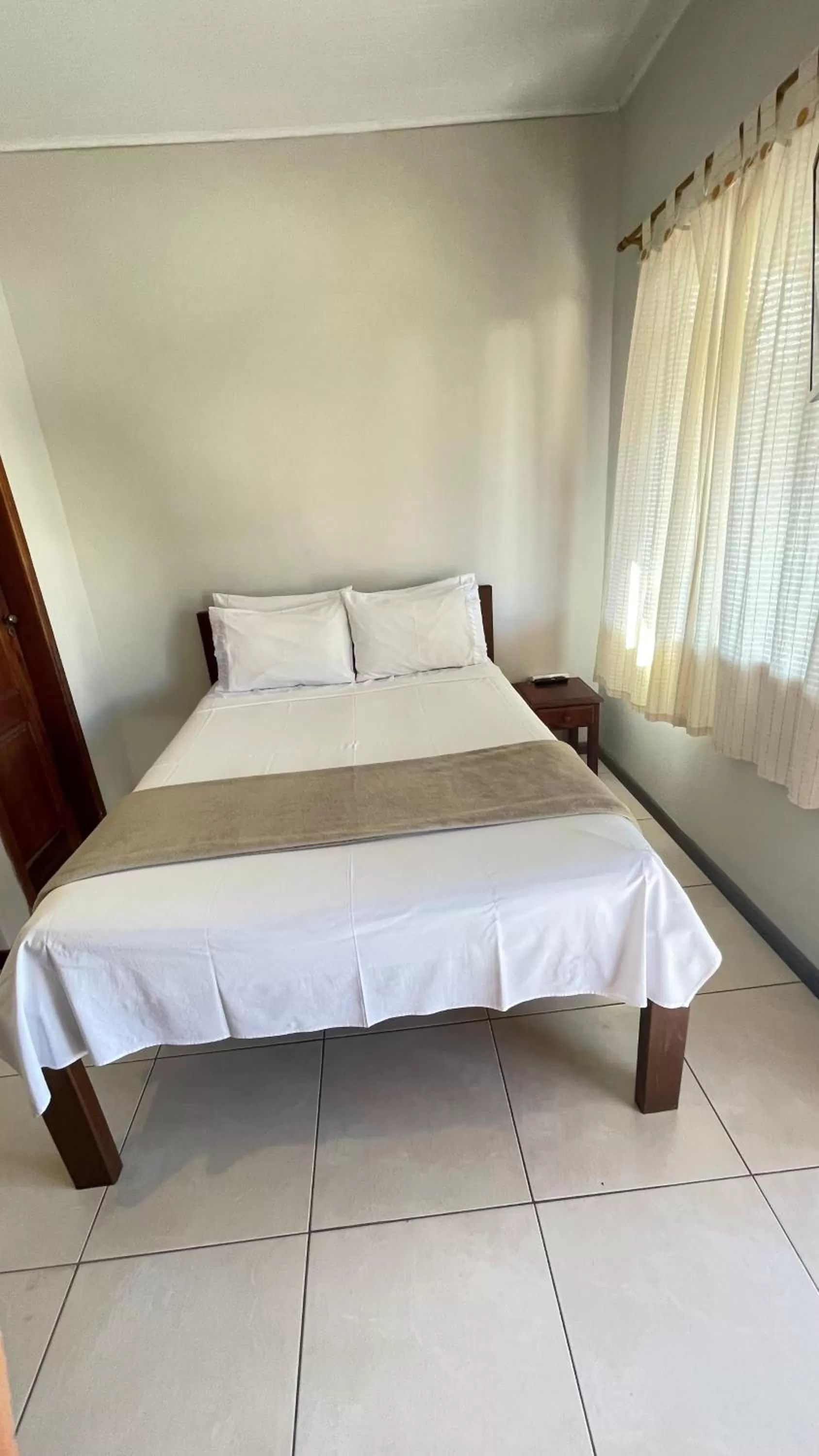 Photo of the whole room, Bed in Pousada Brisa do Leste