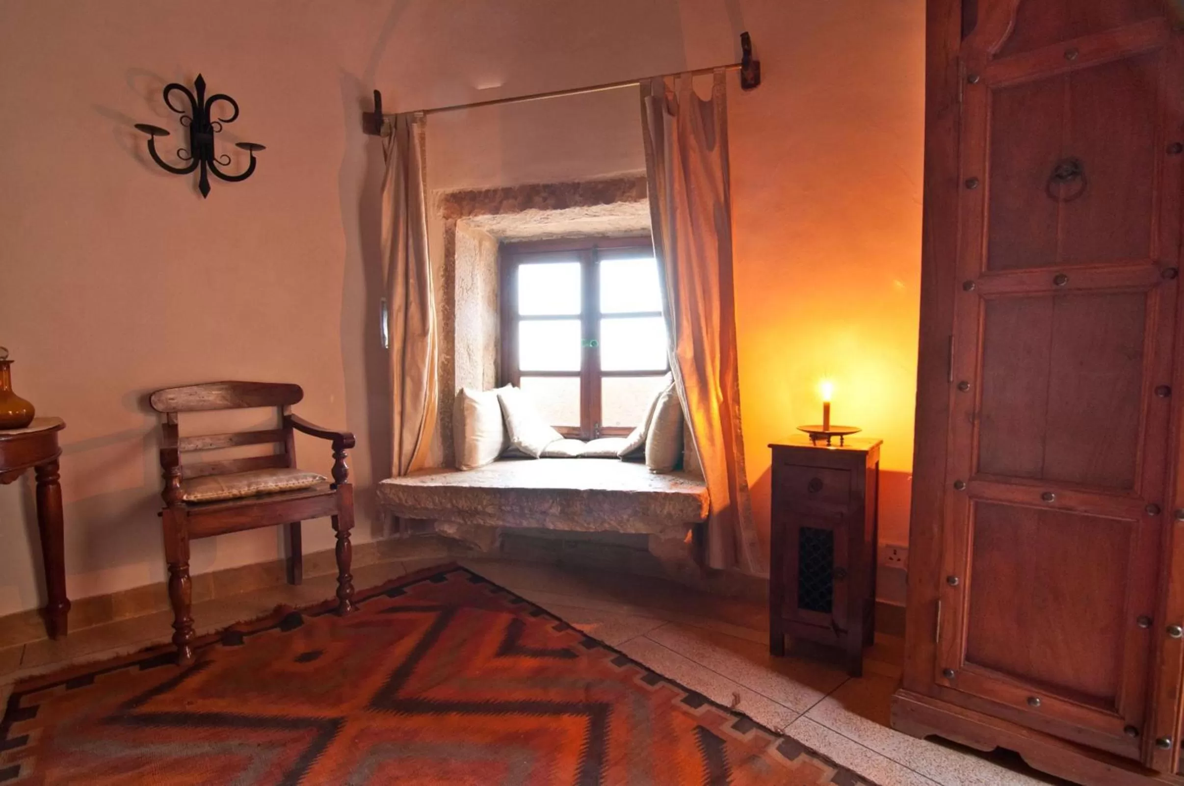 Seating area in Killa Bhawan