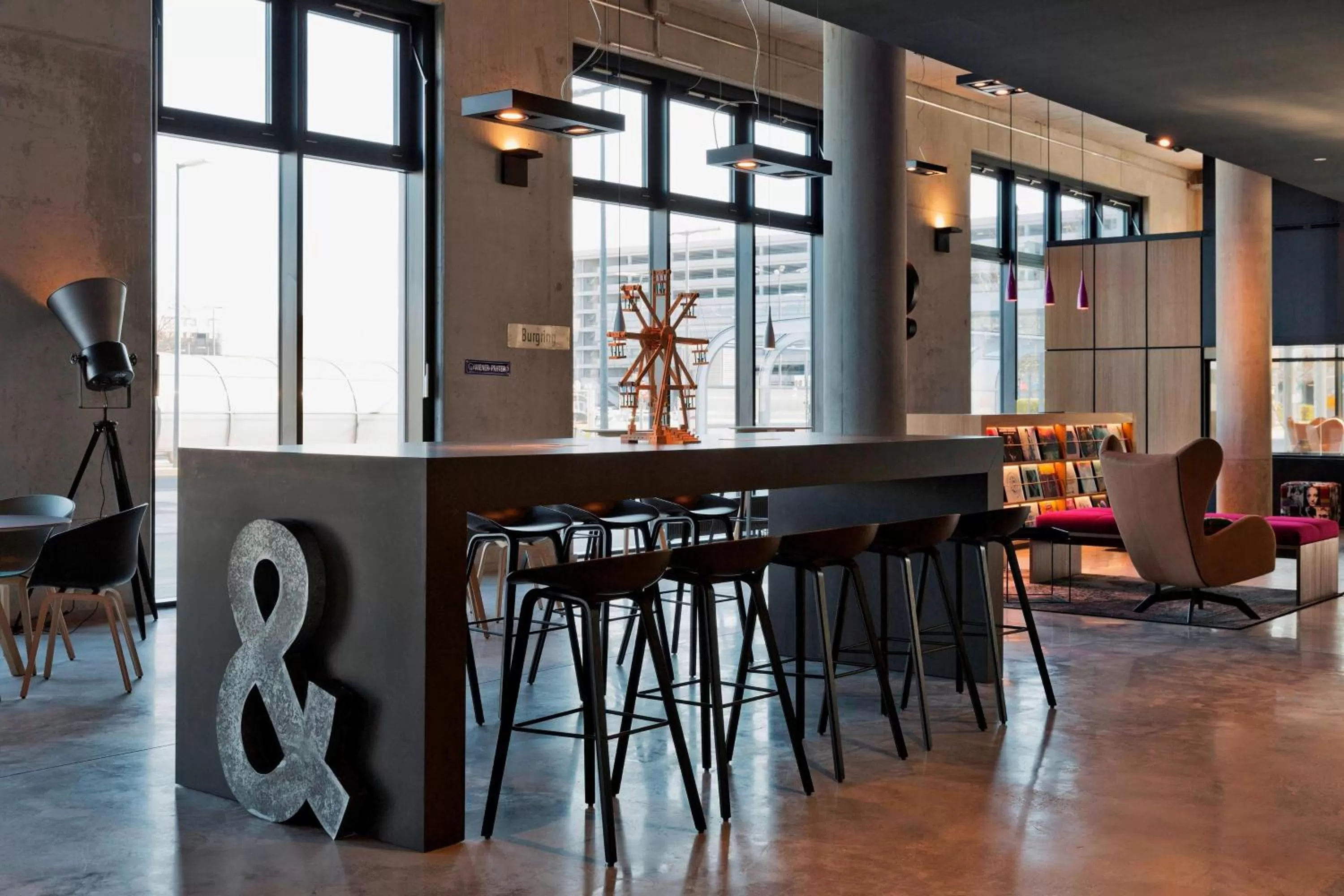 Lobby or reception in MOXY Vienna Airport