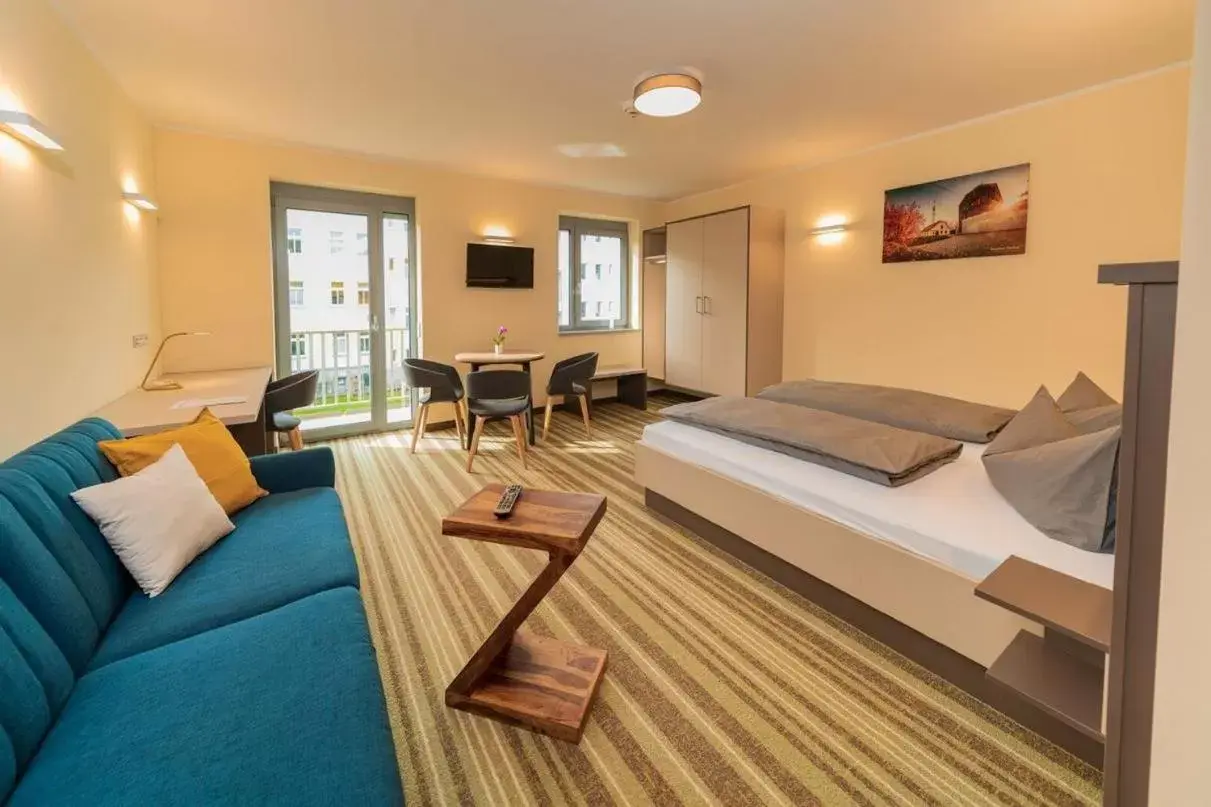 Apartment with Balcony in ELLY Hostel Apartment with Balcony in ELLY Hostel