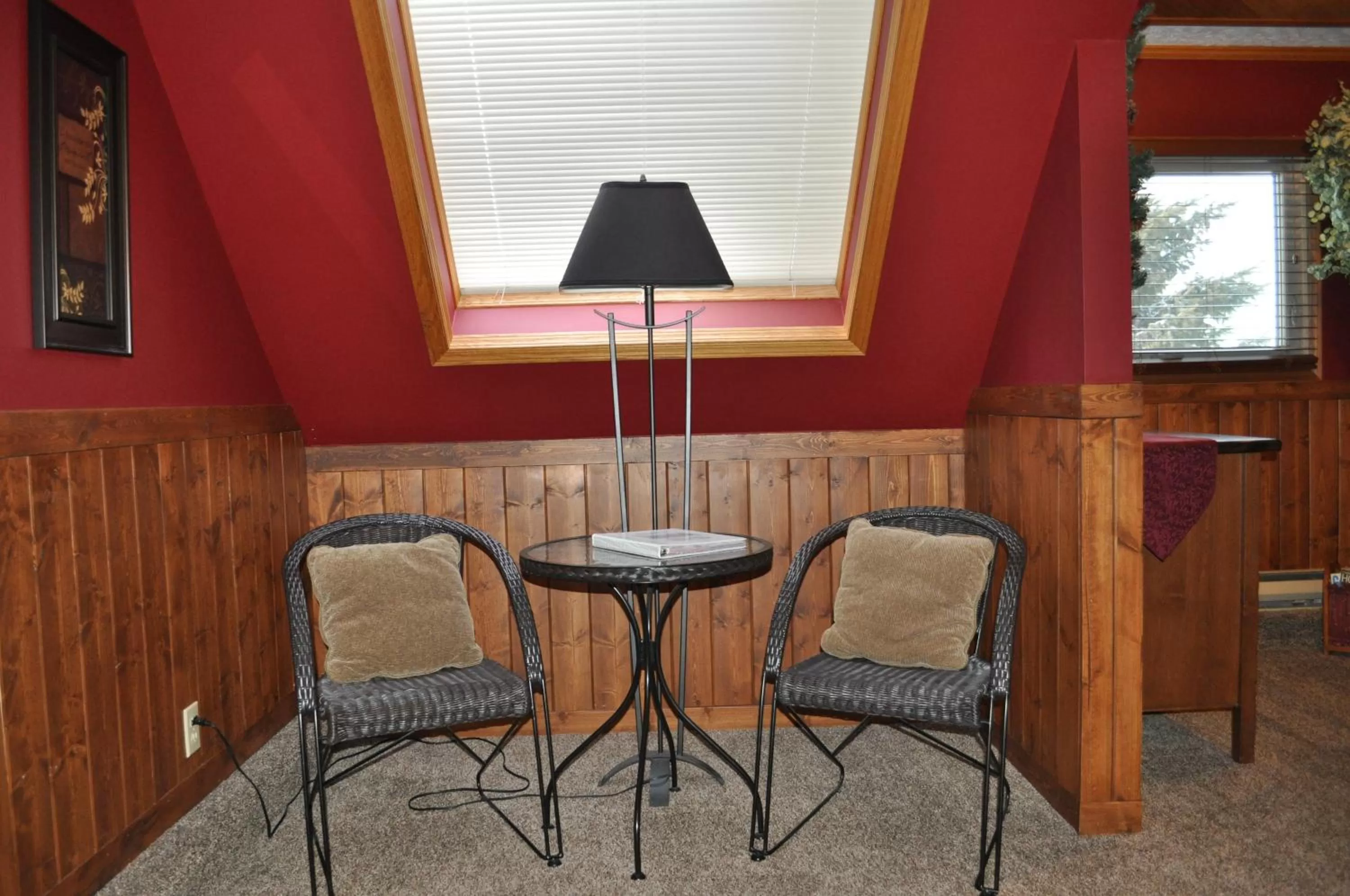 Seating area in Rocky Ridge Country Lodge
