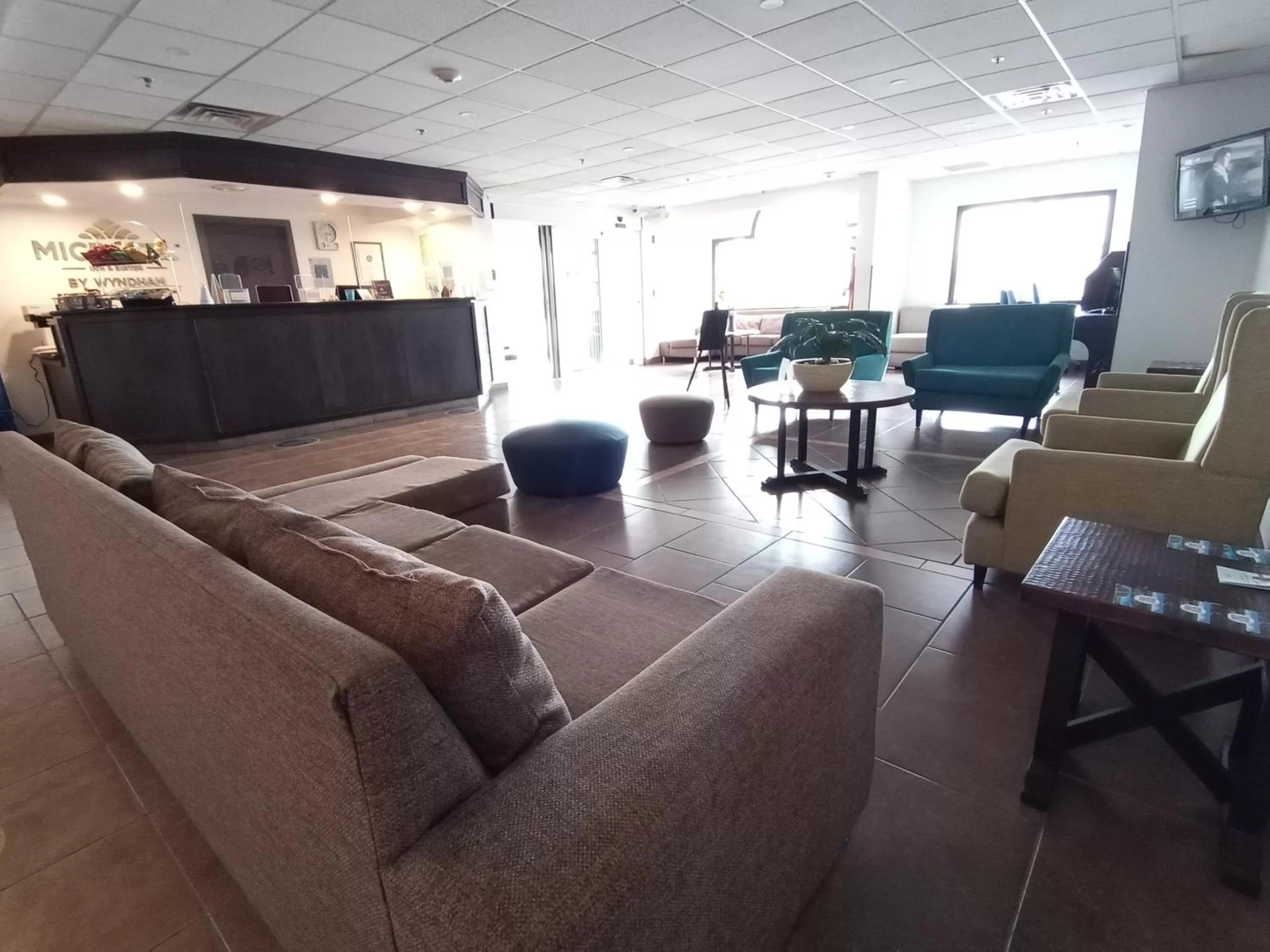 Living room in Microtel Inn and Suites by Wyndham Toluca