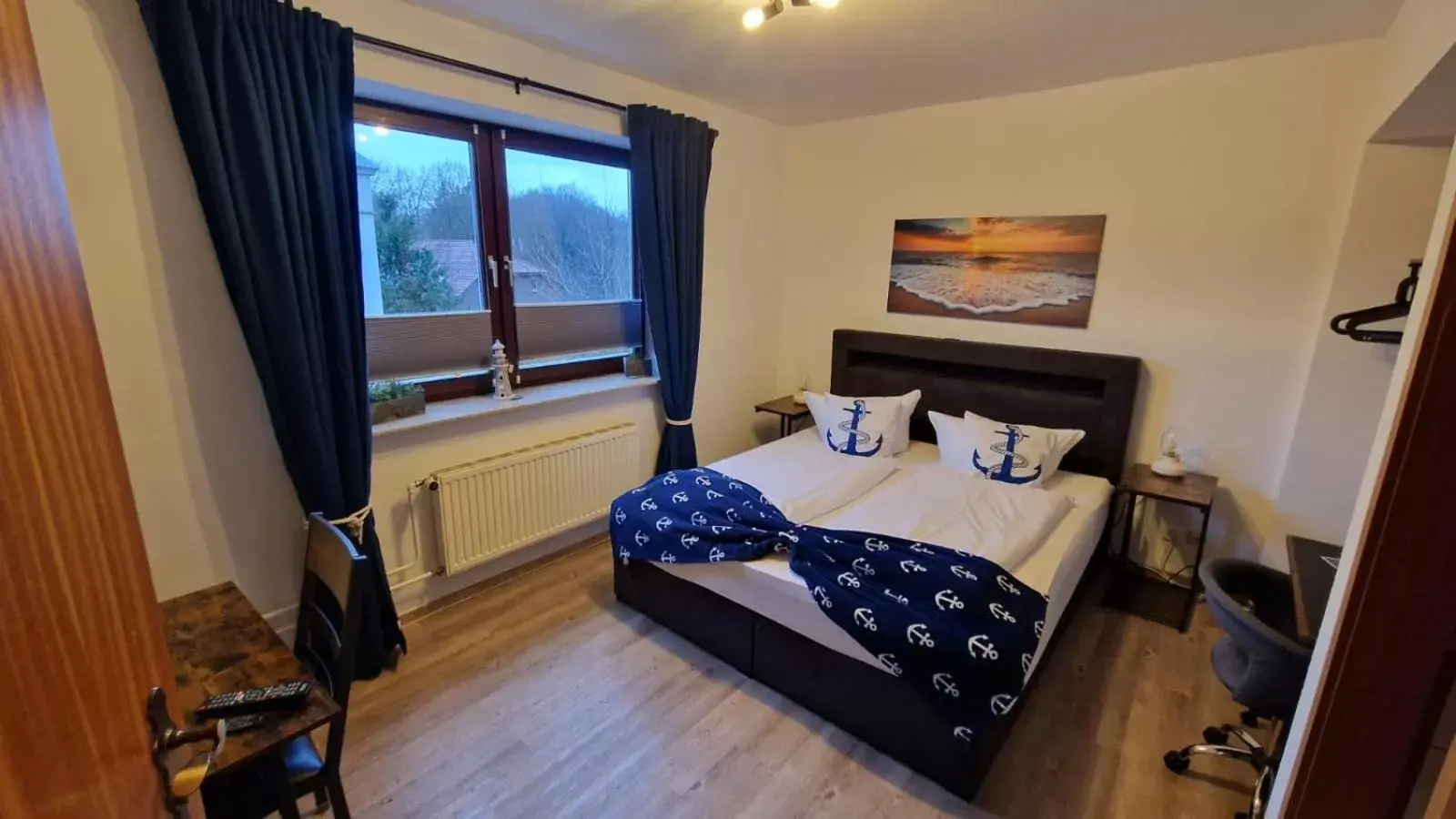 Budget Double Room in Hotel Seeblick am Sankelmarker See - Natur und Erholung Budget Double Room in Hotel Seeblick am Sankelmarker See - Natur und Erholung