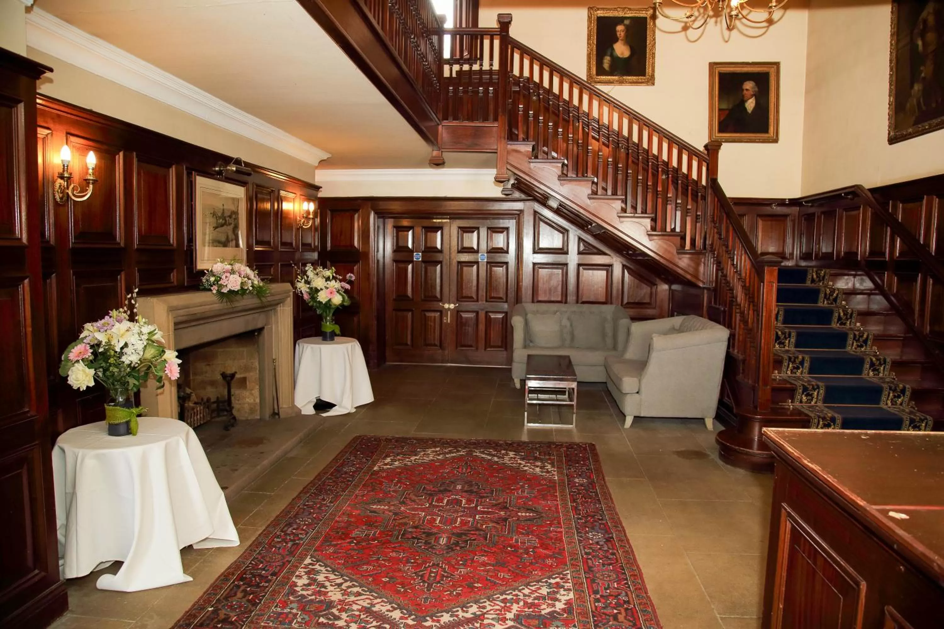 Lobby or reception in Quorn Country Hotel Leicester