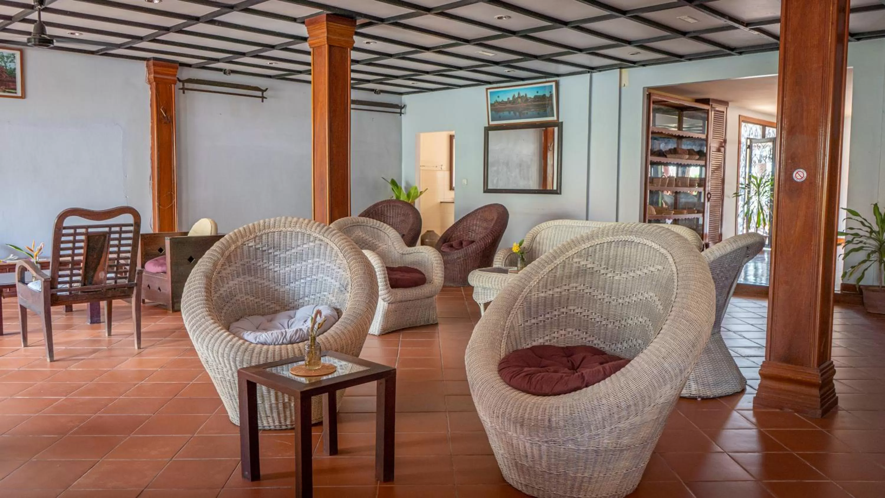 Lobby or reception in DEN HOTEL TOTONOU SIEM REAP