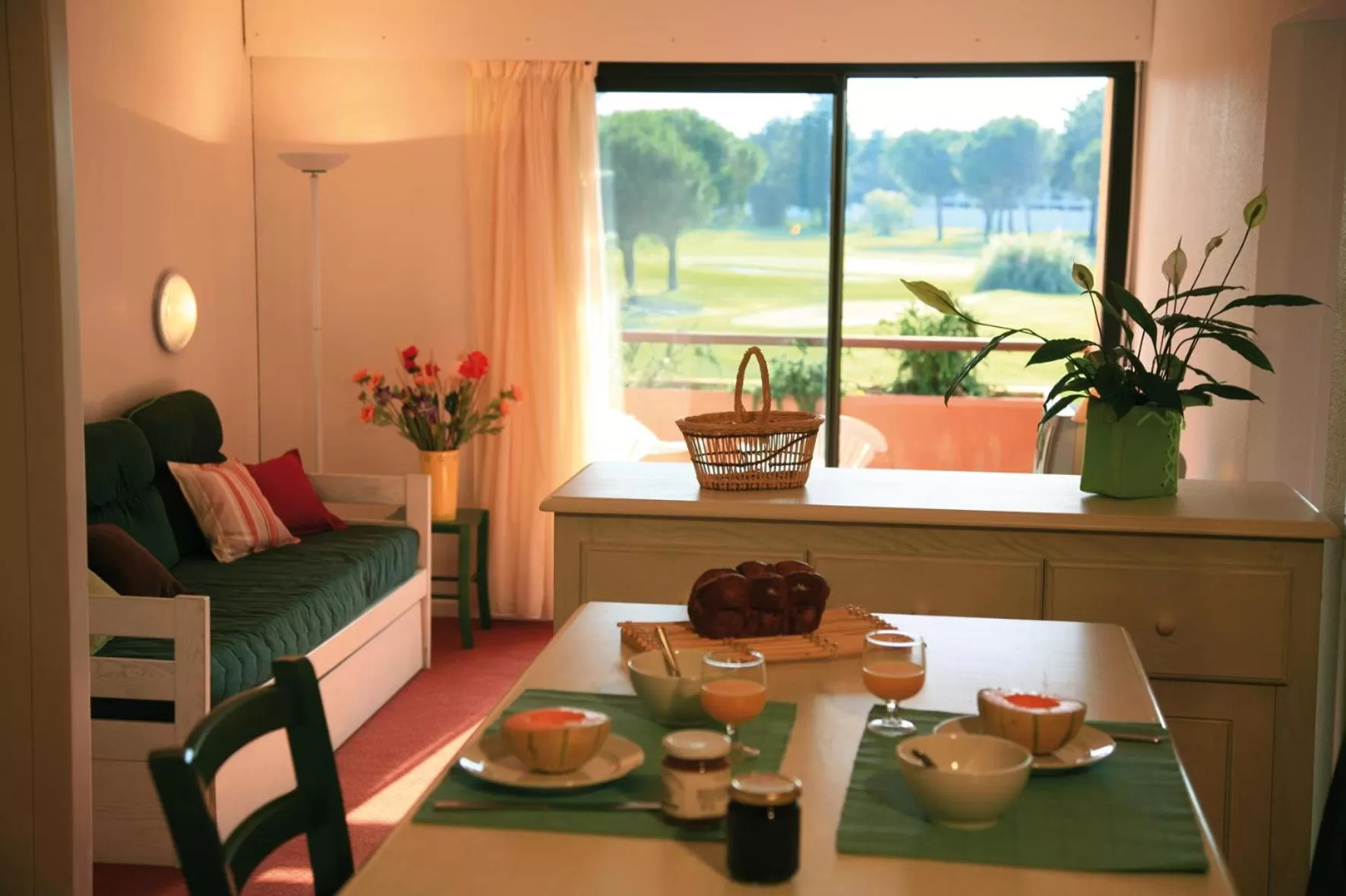 Living room in Lagrange Vacances Résidence du Golf